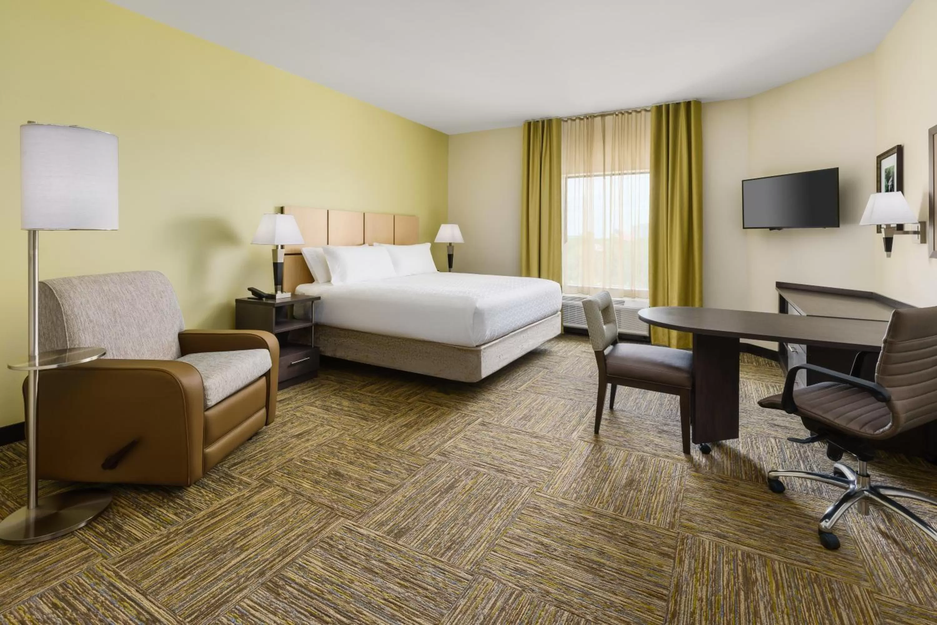 Photo of the whole room, Bed in Candlewood Suites - Orlando - Lake Buena Vista by IHG