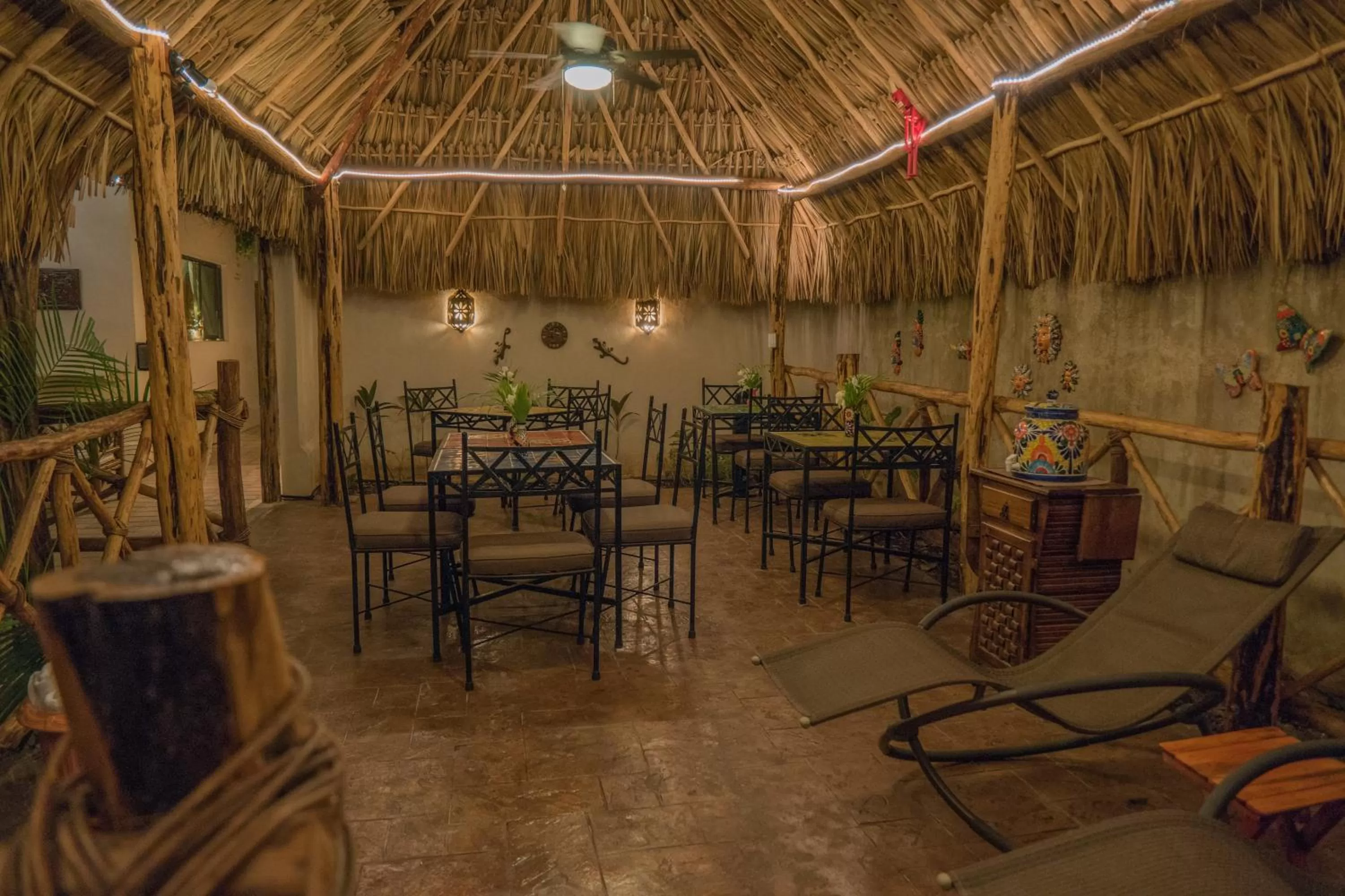 Food and drinks in Casa Del Maya Bed & Breakfast