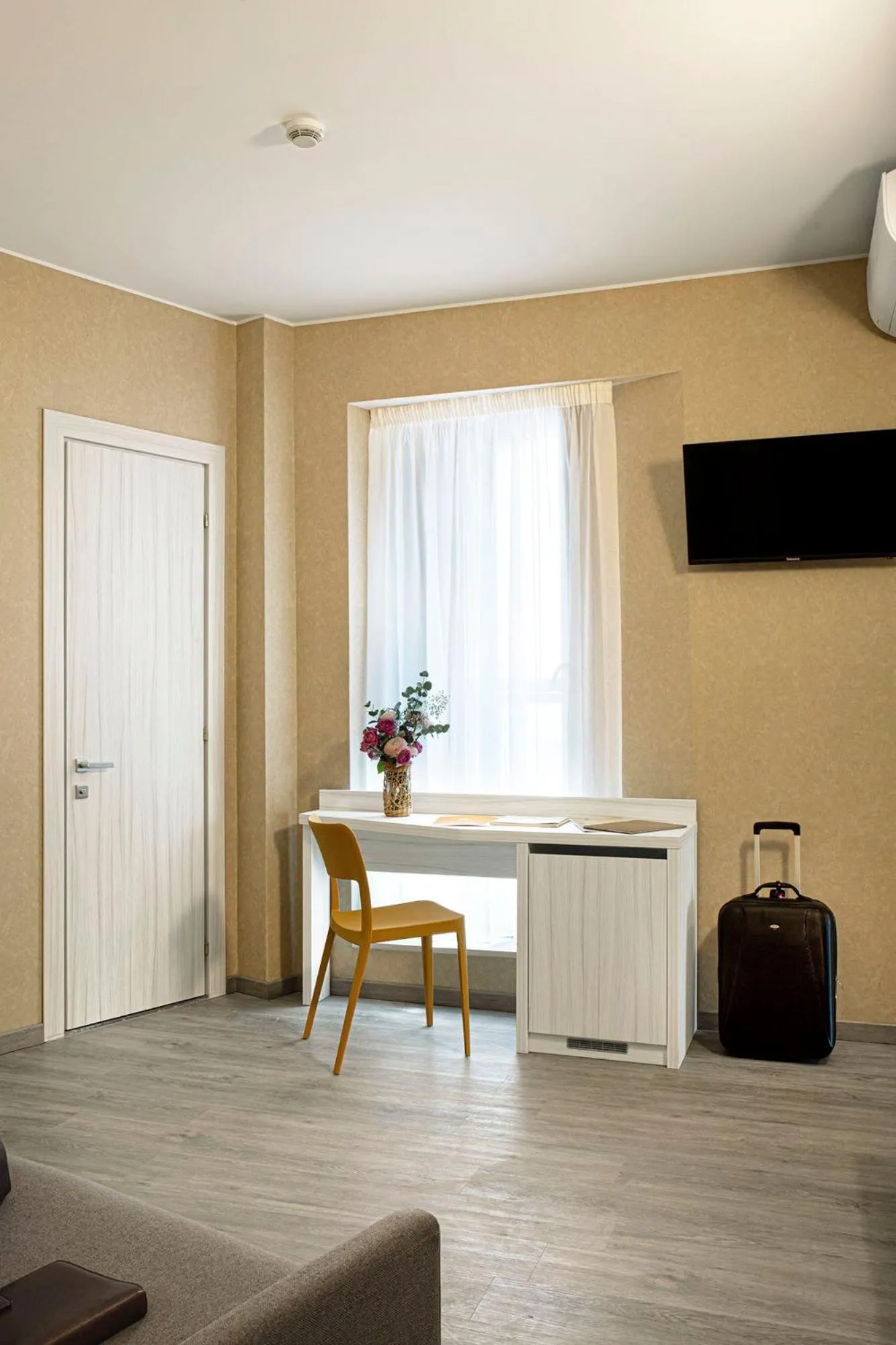 Photo of the whole room in Hotel Raffaello