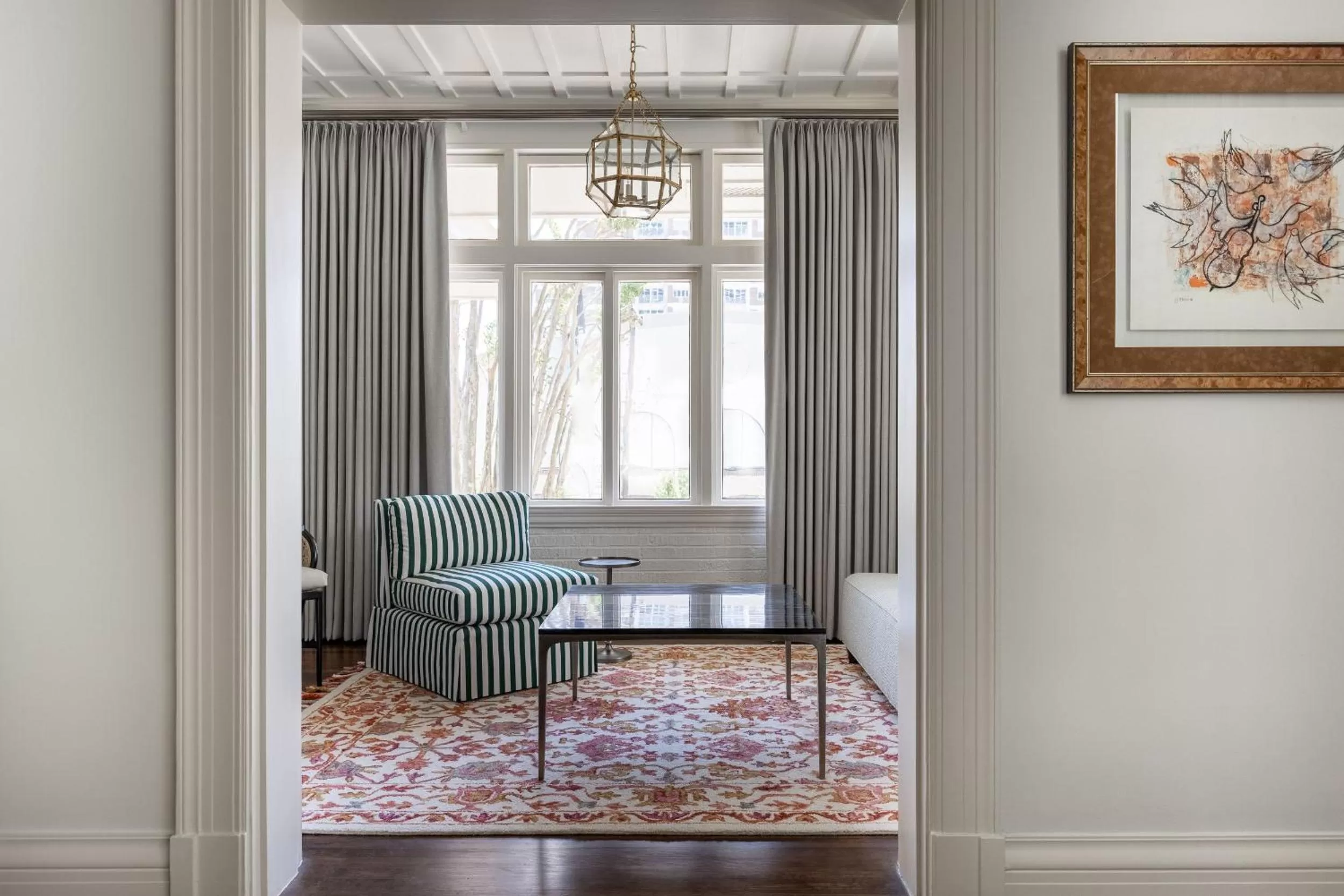Living room in La Colombe d'Or Hotel