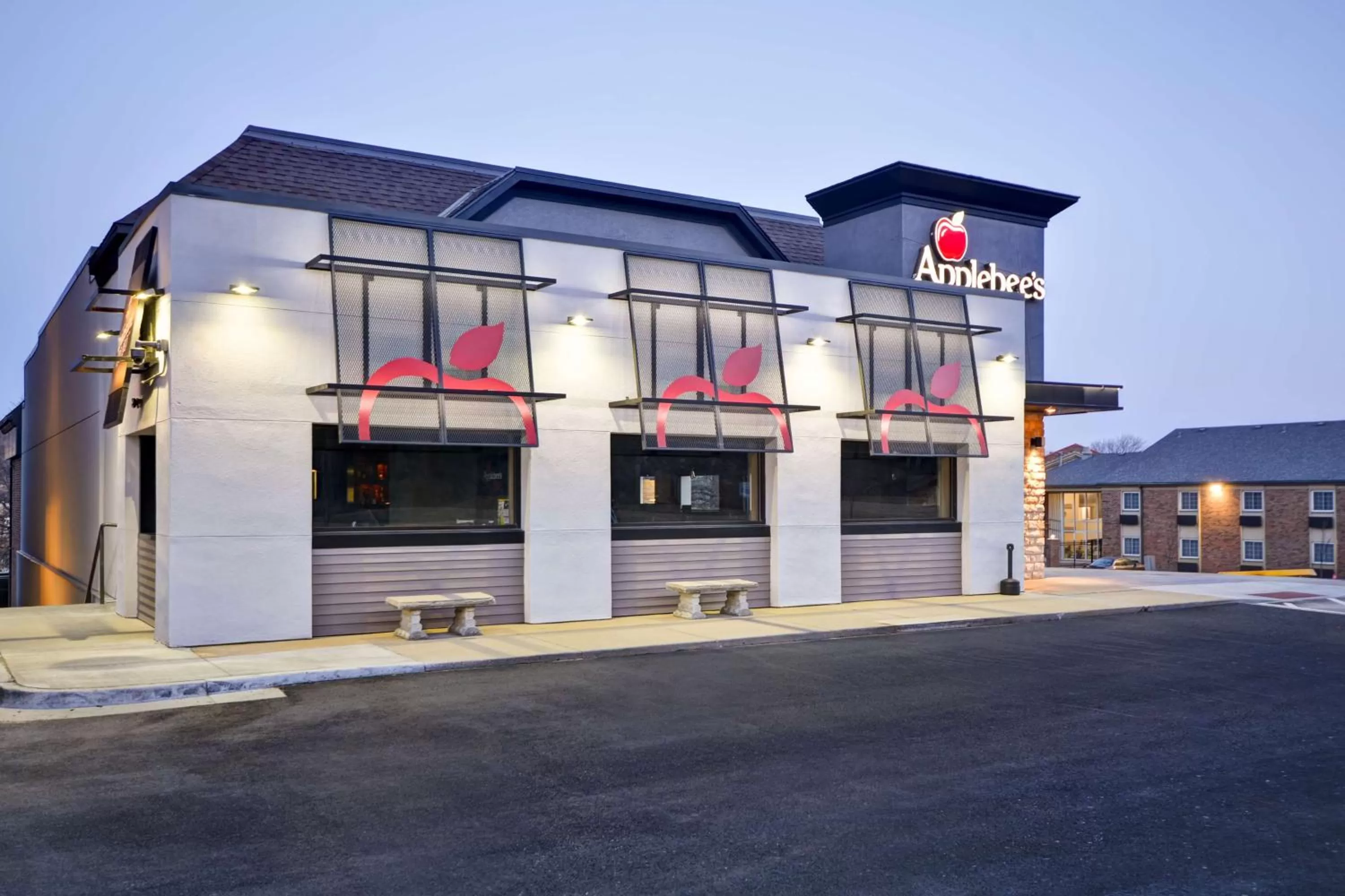 Restaurant/places to eat in Home2 Suites by Hilton Kansas City KU Medical Center