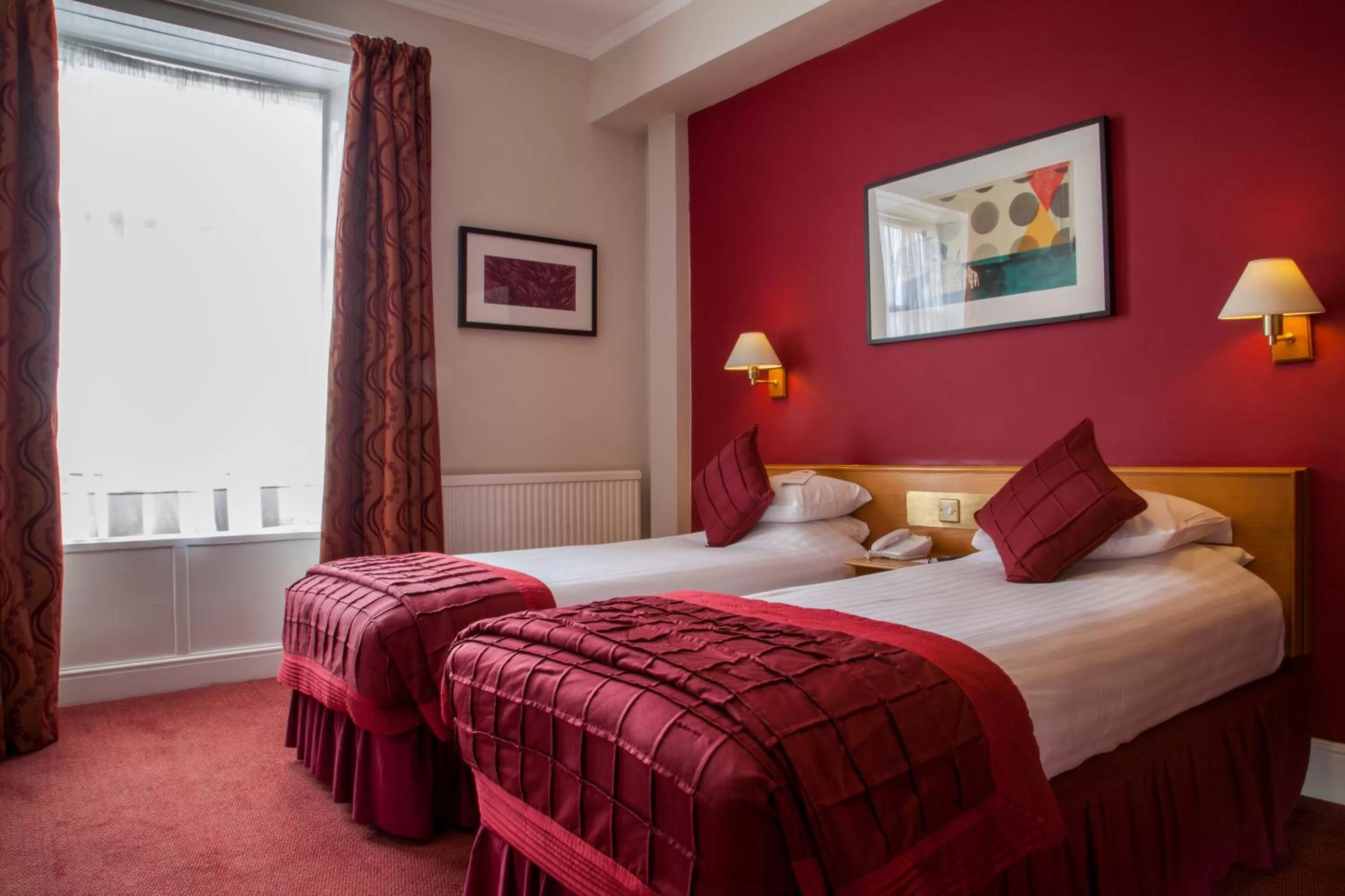 Bed in Royal Exeter Hotel