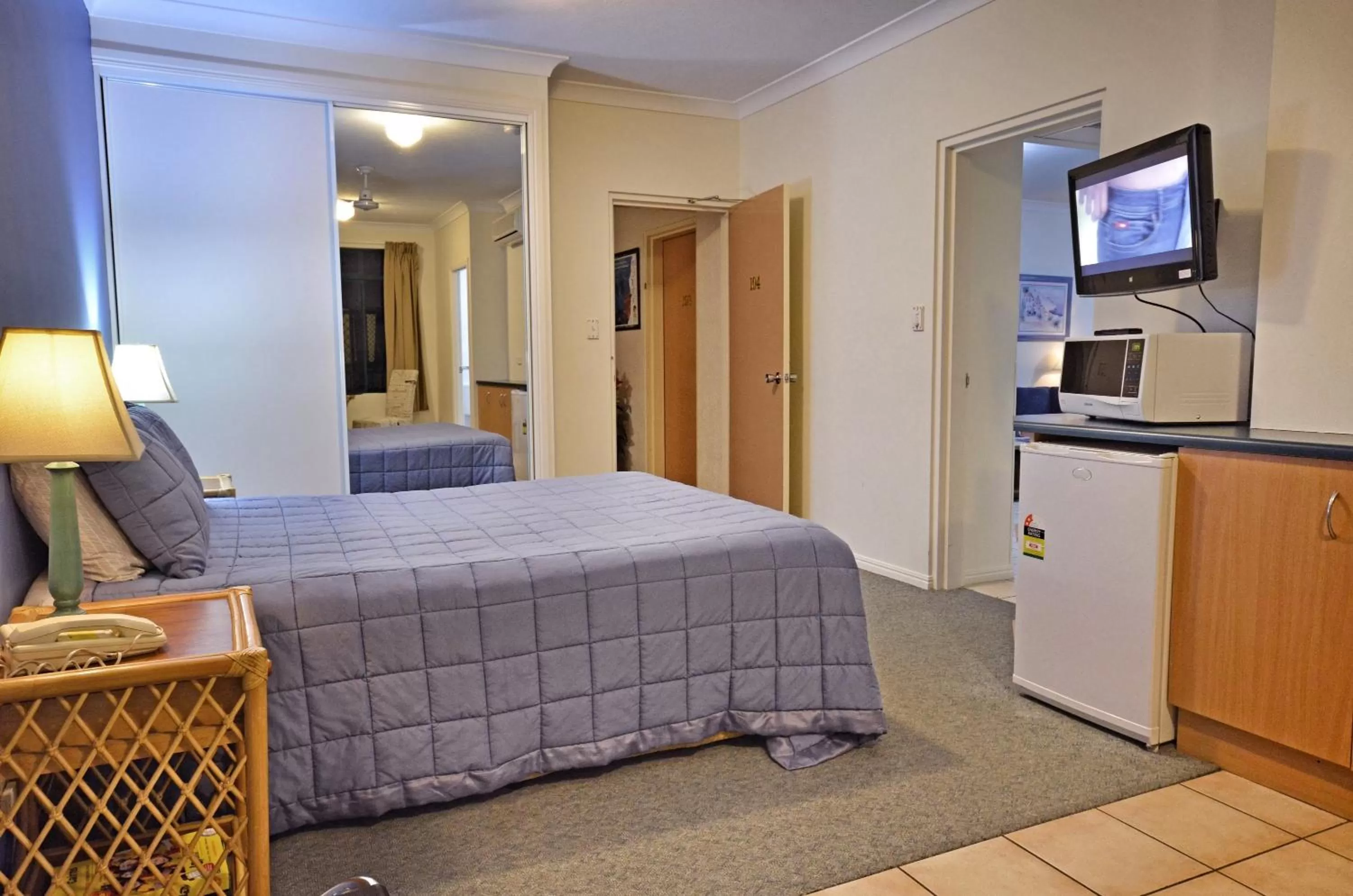 Photo of the whole room in Grosvenor in Cairns