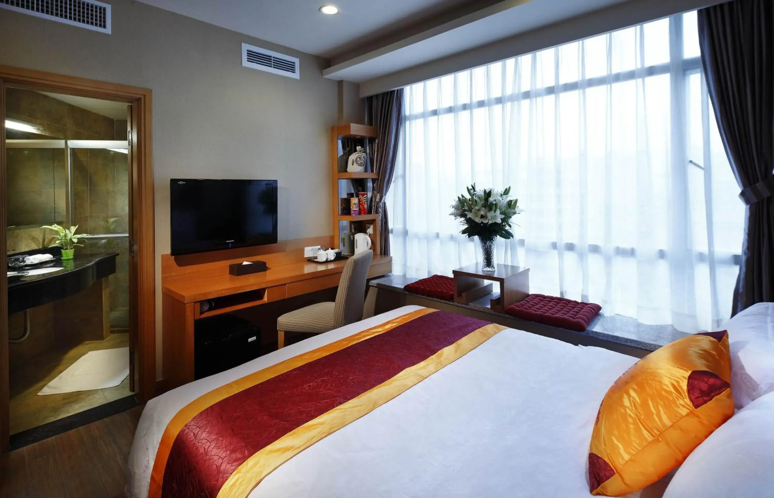 Stanard Double Room - single occupancy in Guangzhou The Royal Garden Hotel Stanard Double Room - single occupancy in Guangzhou The Royal Garden Hotel