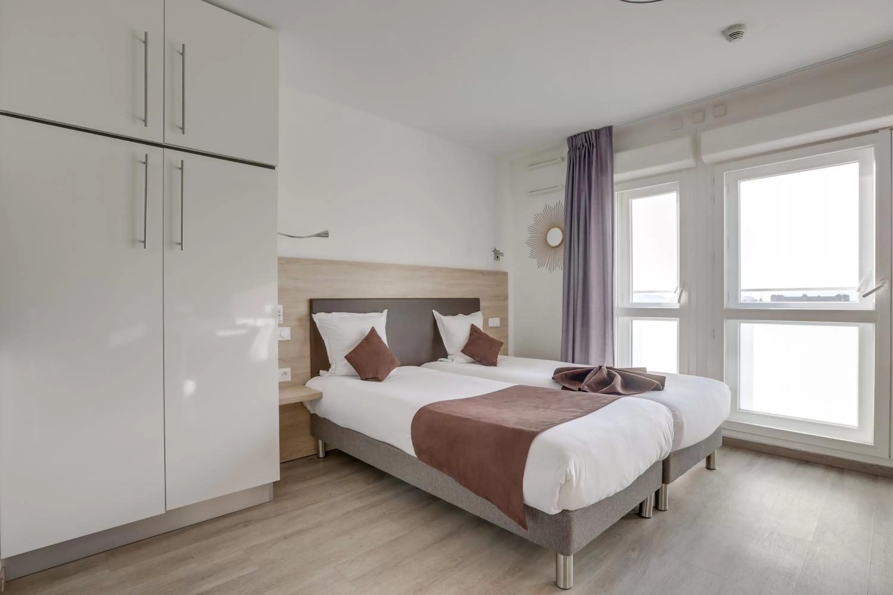 Bed in All Suites Appart Hôtel - Choisy-le-Roi