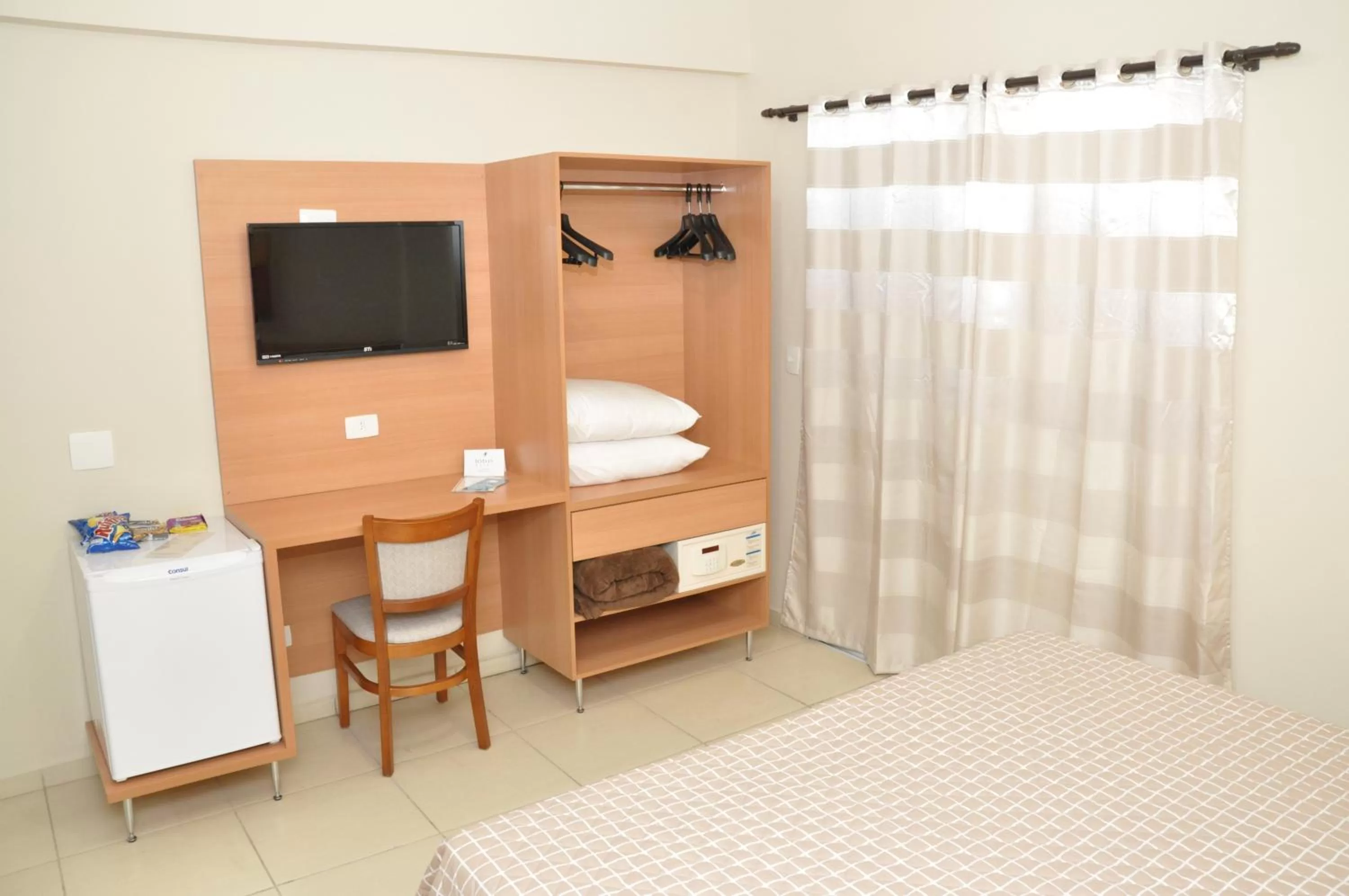 Bed in Lotus Hotel - à 6 km do Santuário de Aparecida-SP