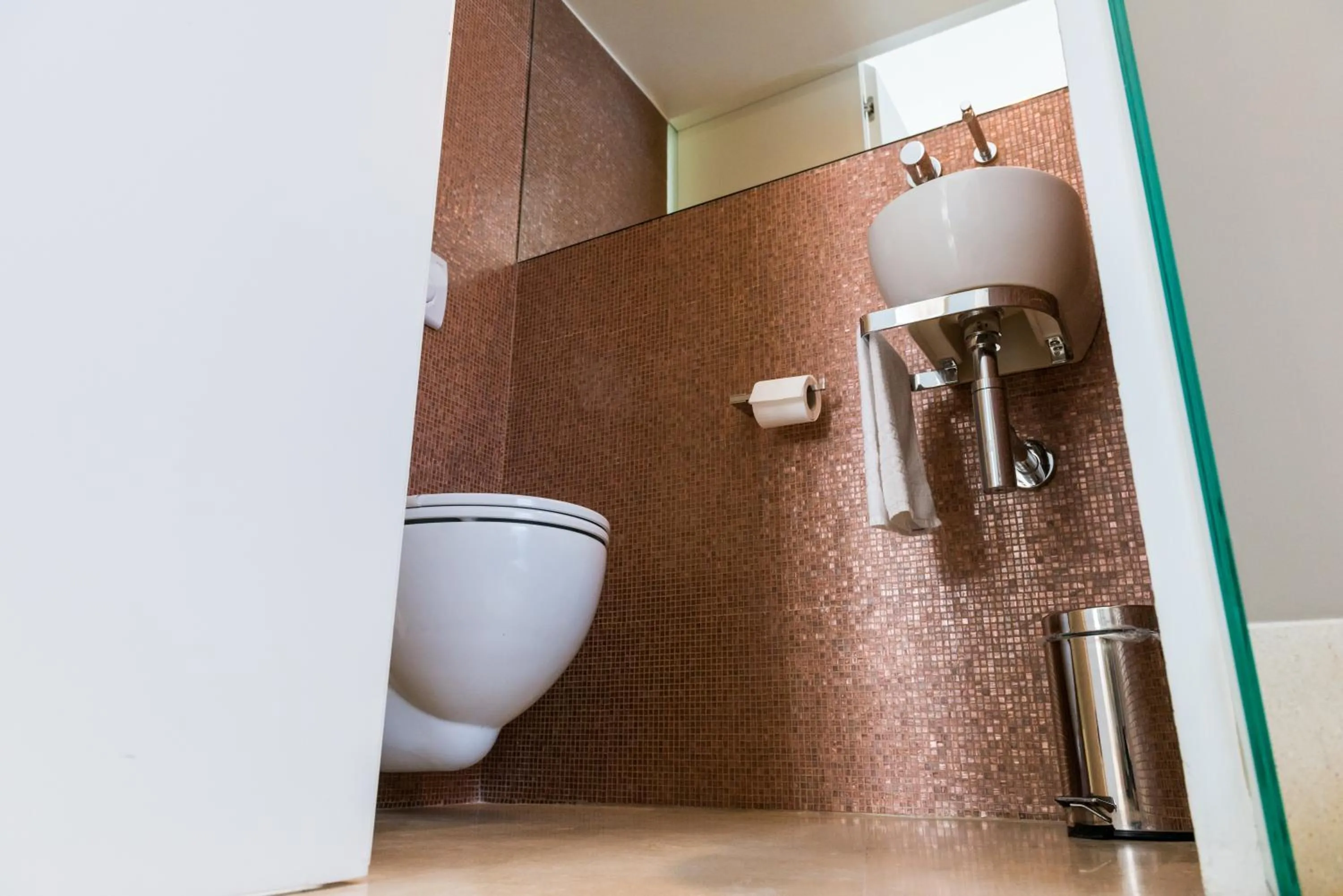 Toilet in Albergo Del Sedile