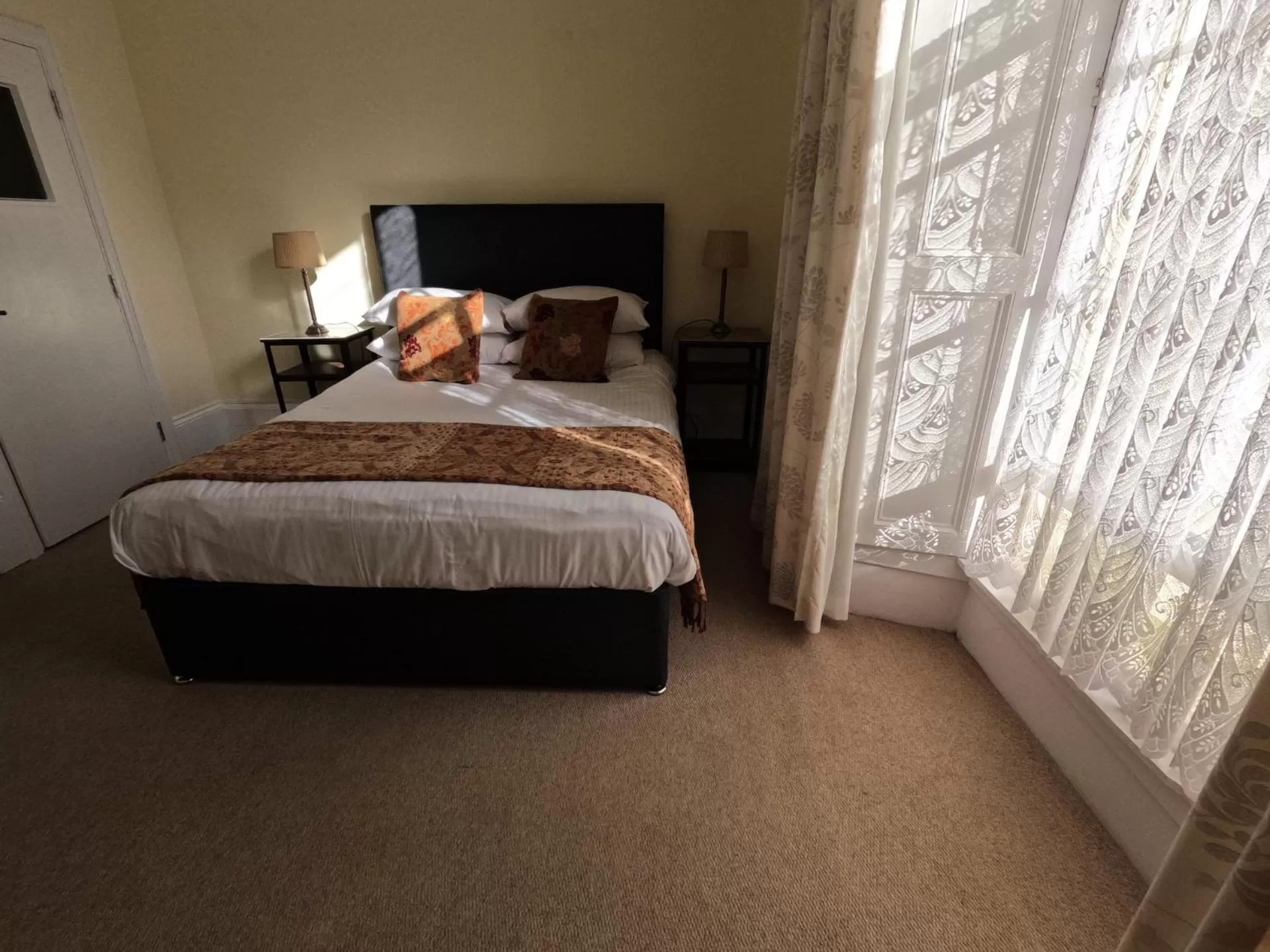 Bed in The Grove Falmouth