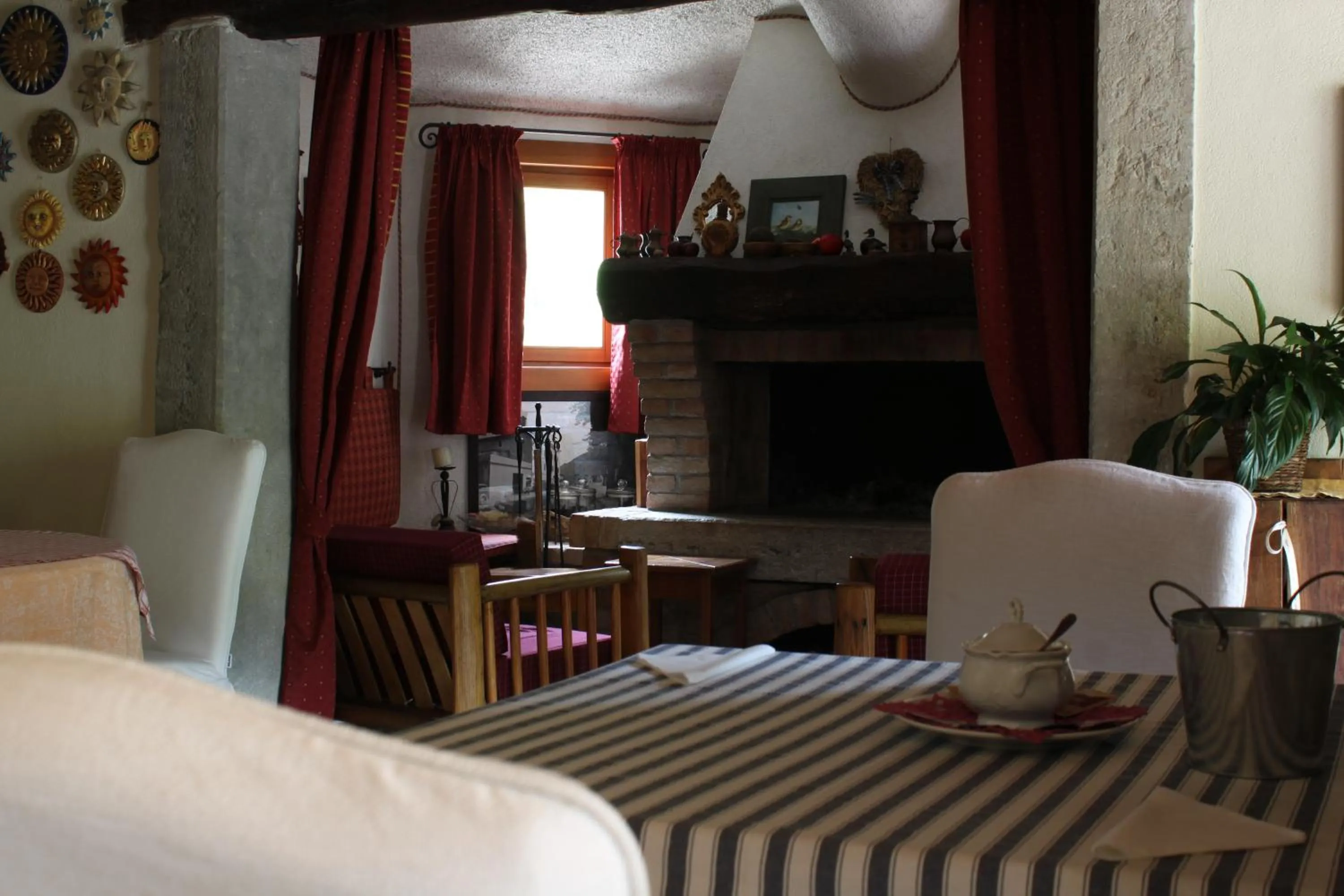 Bed in Hotel Calvi-Ristorante Mainor