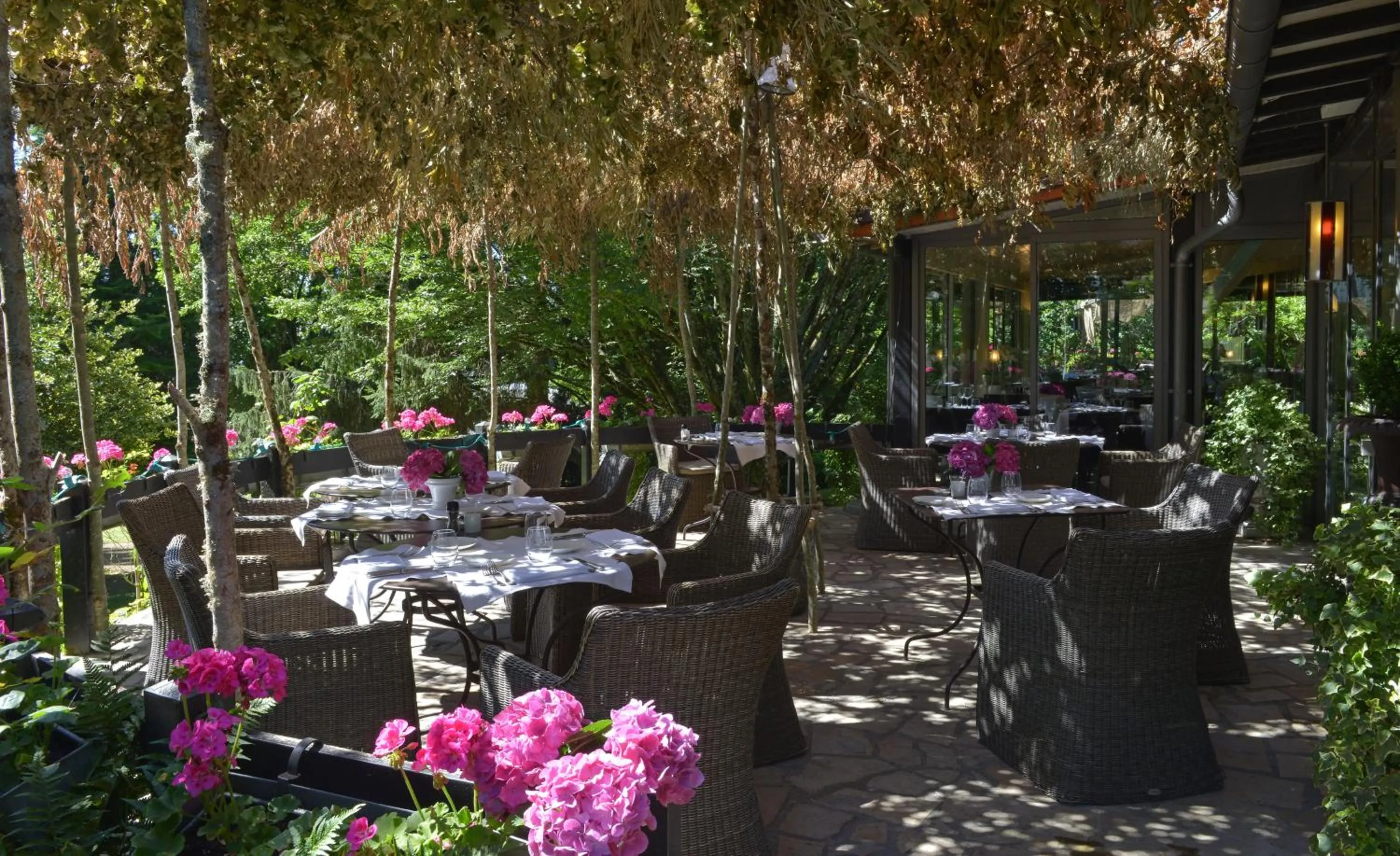 Patio in Logis Hotel - Restaurant Le Relais de Comodoliac