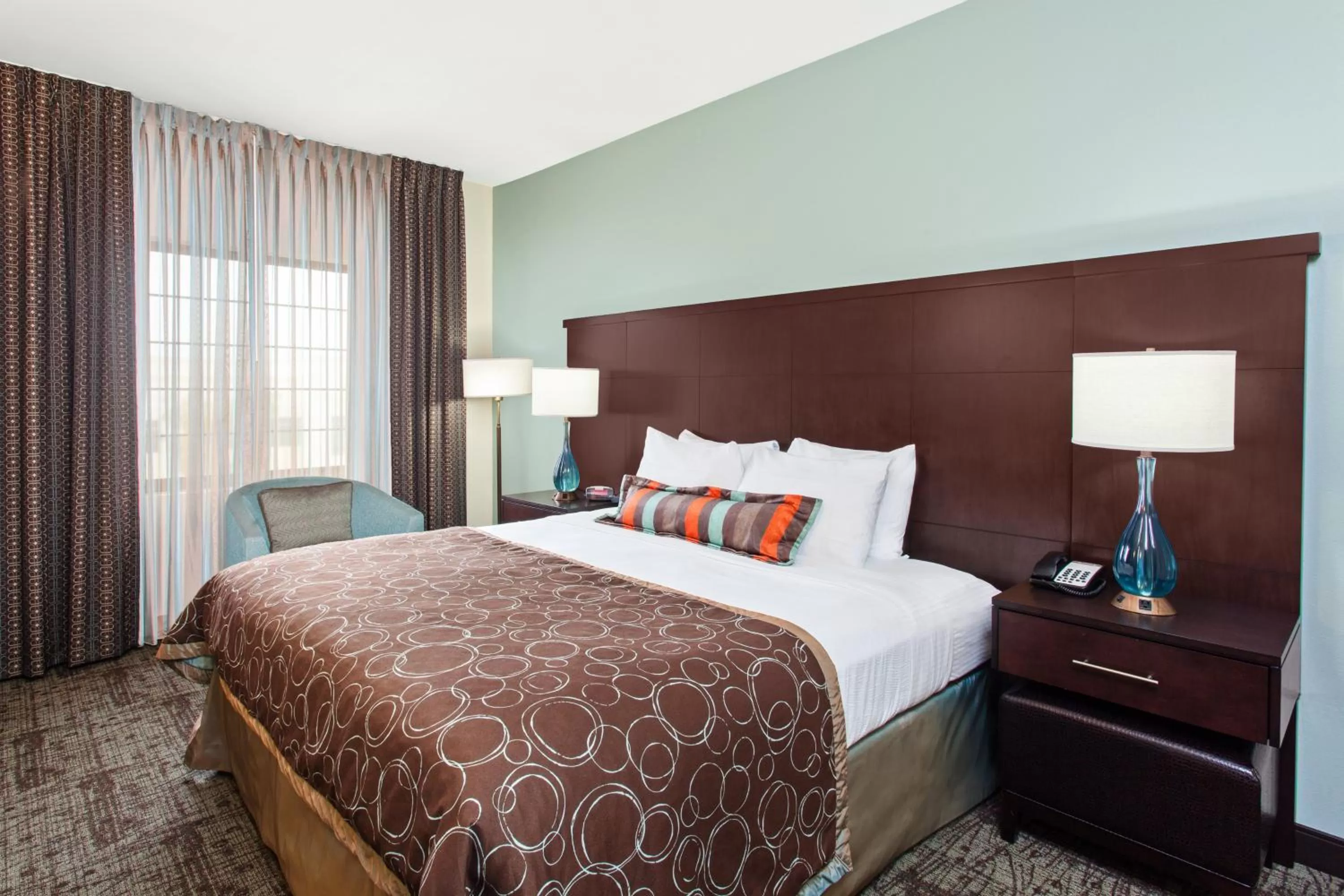Photo of the whole room, Bed in Staybridge Suites Irvine East/Lake Forest by IHG