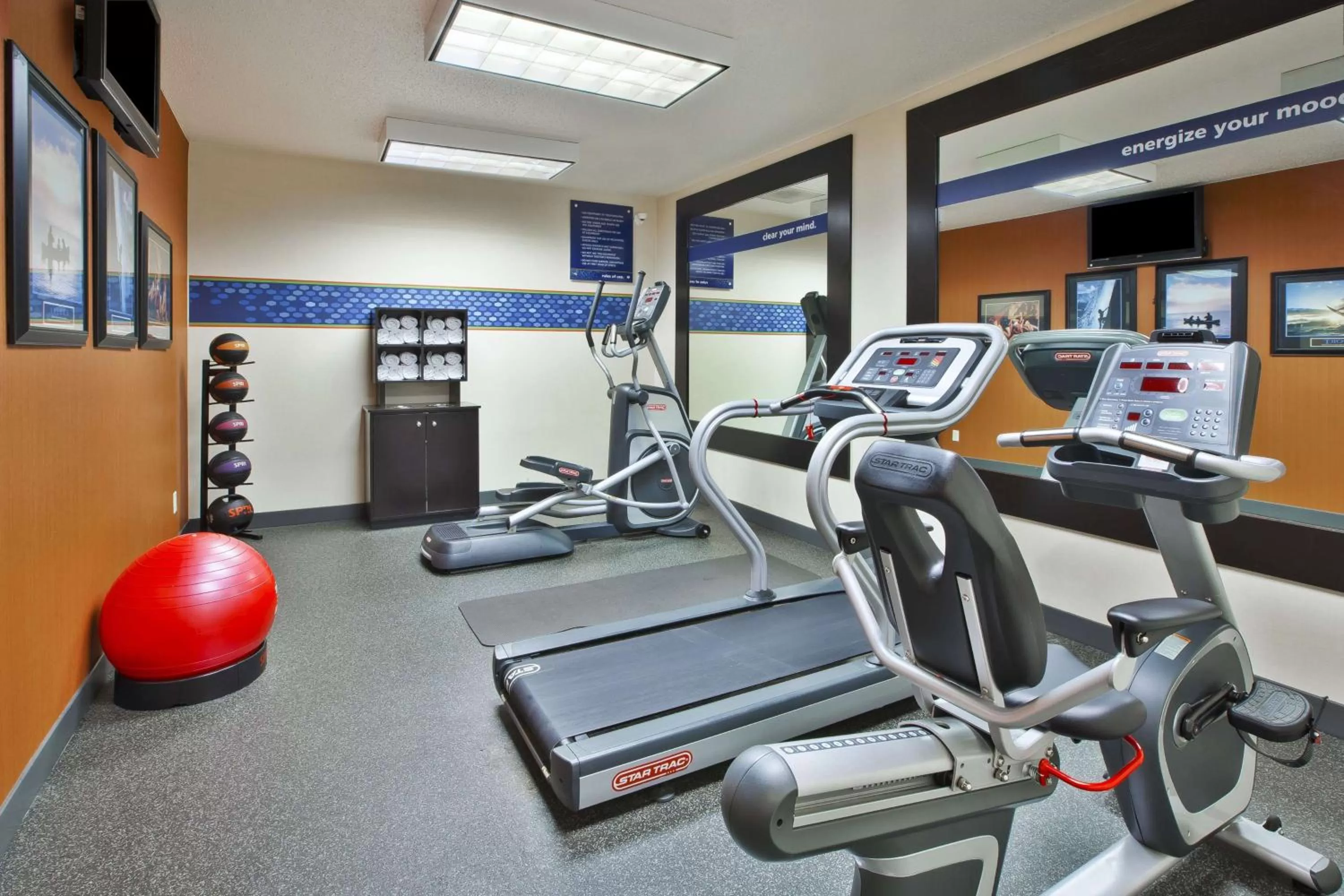 Fitness centre/facilities in Hampton Inn Pittsburgh Area-Beaver Valley-Center Township