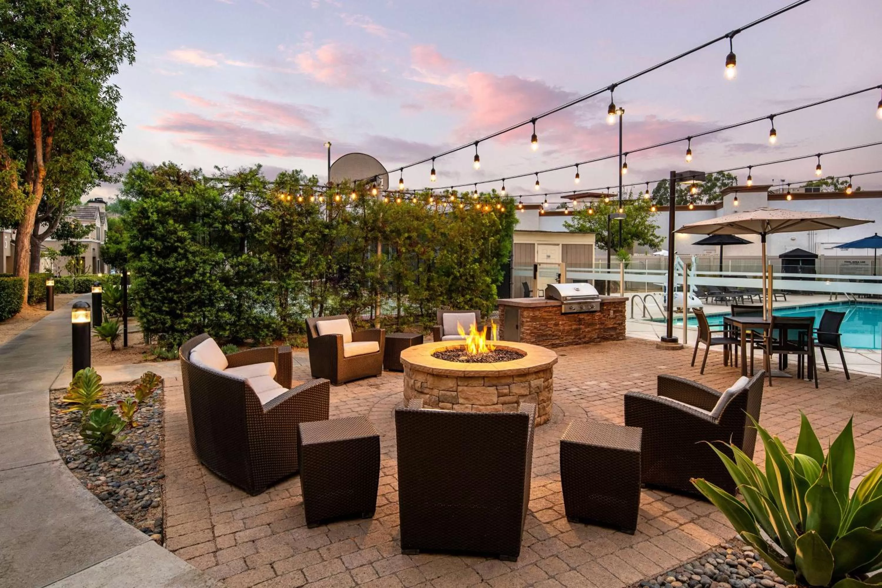 Patio in Sonesta ES Suites Carmel Mountain - San Diego