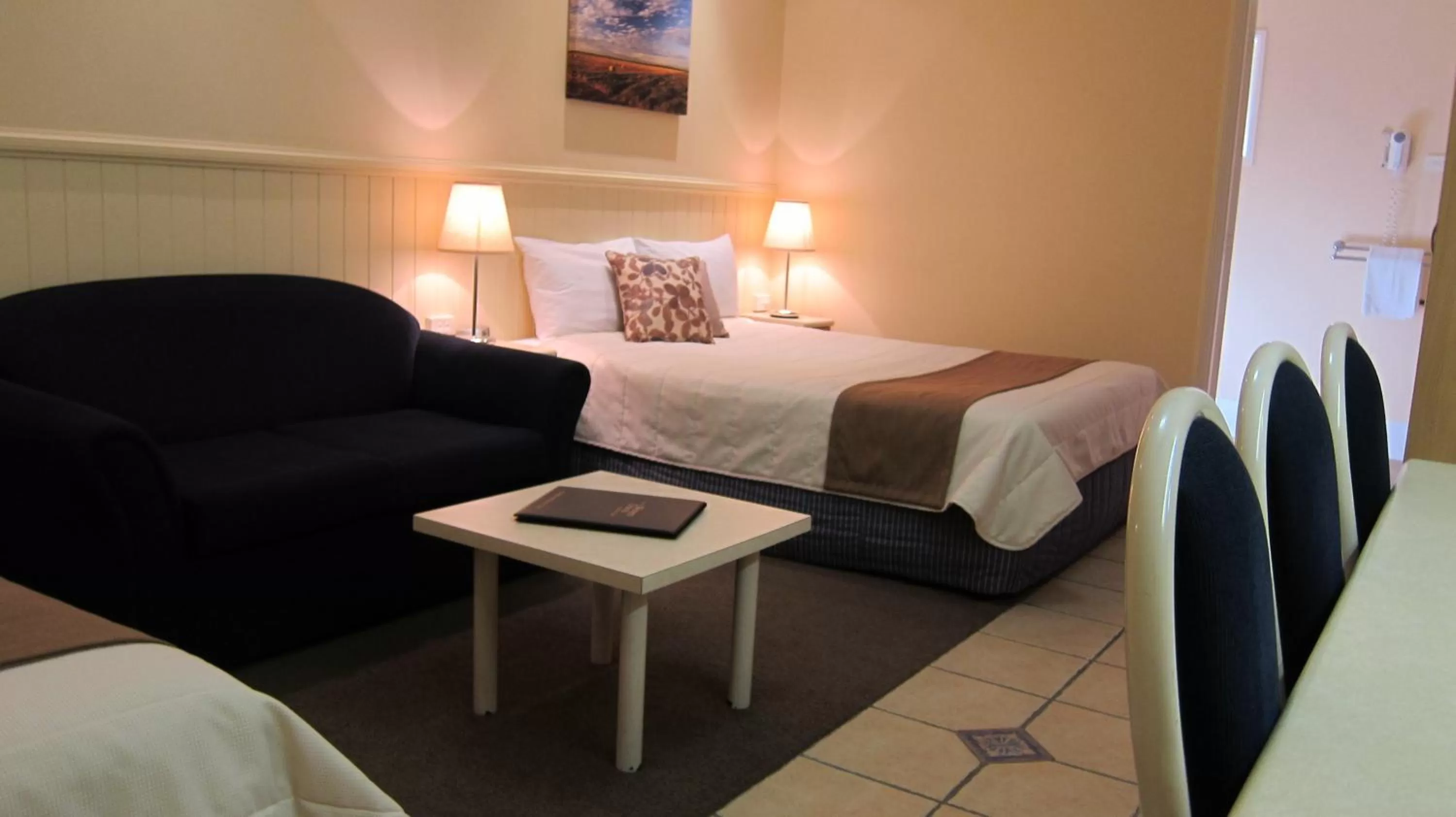 Bed in Dalby Mid Town Motor Inn