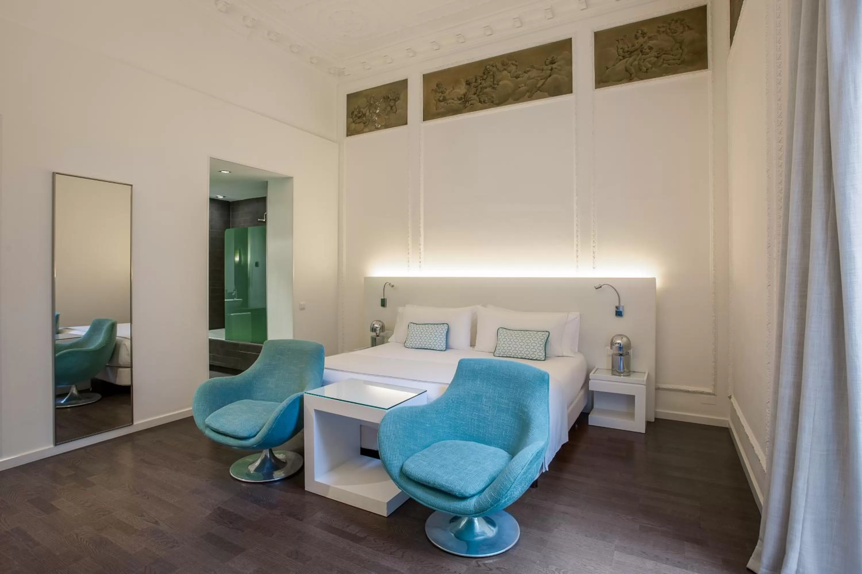 Bed in Room Mate Carla, Barcelona