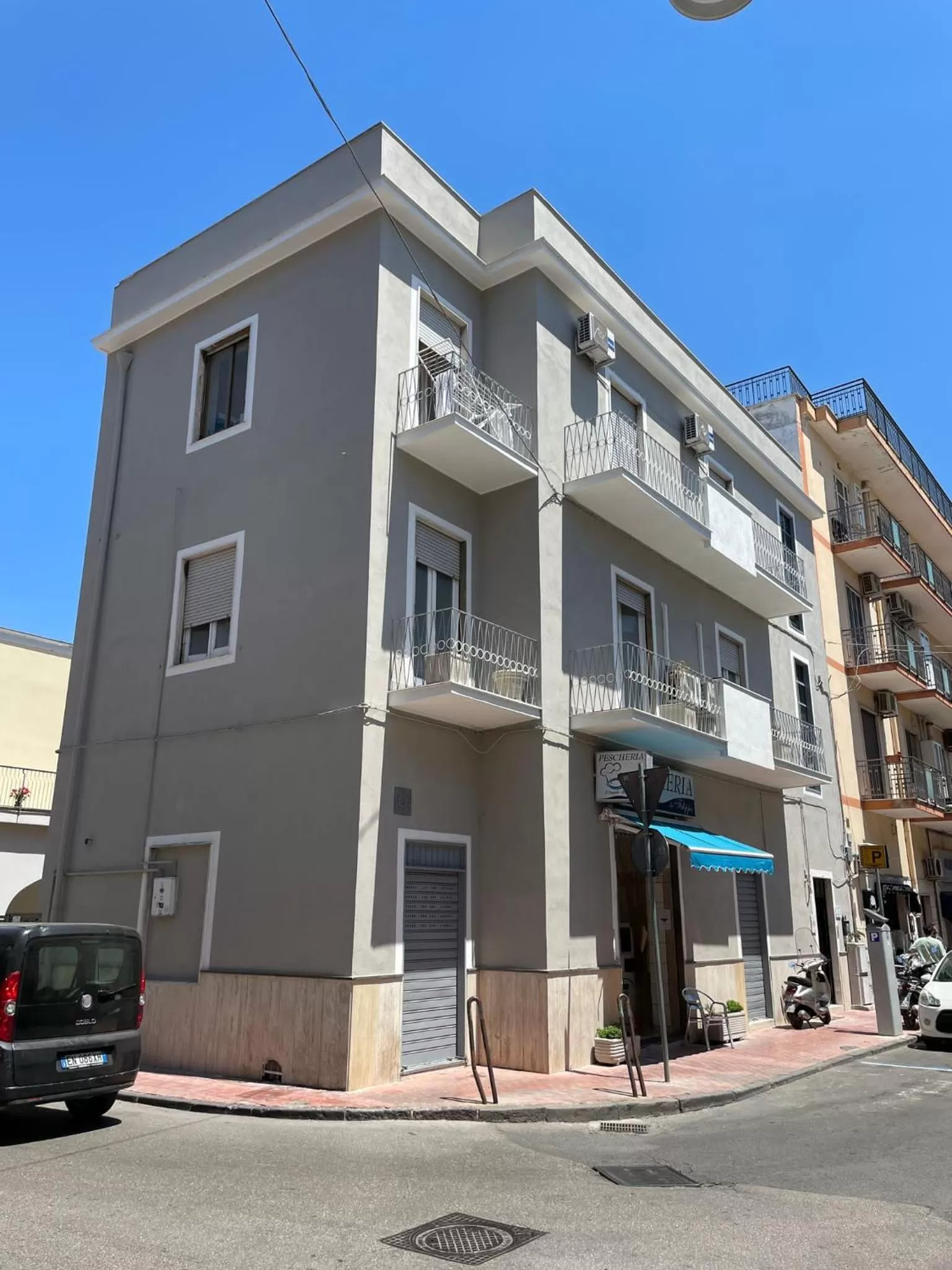 Property building in Flamingo B&B