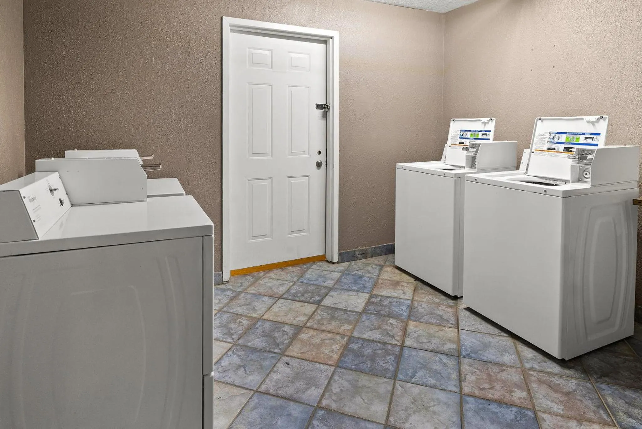 laundry in Red Roof Inn Spartanburg - I-85