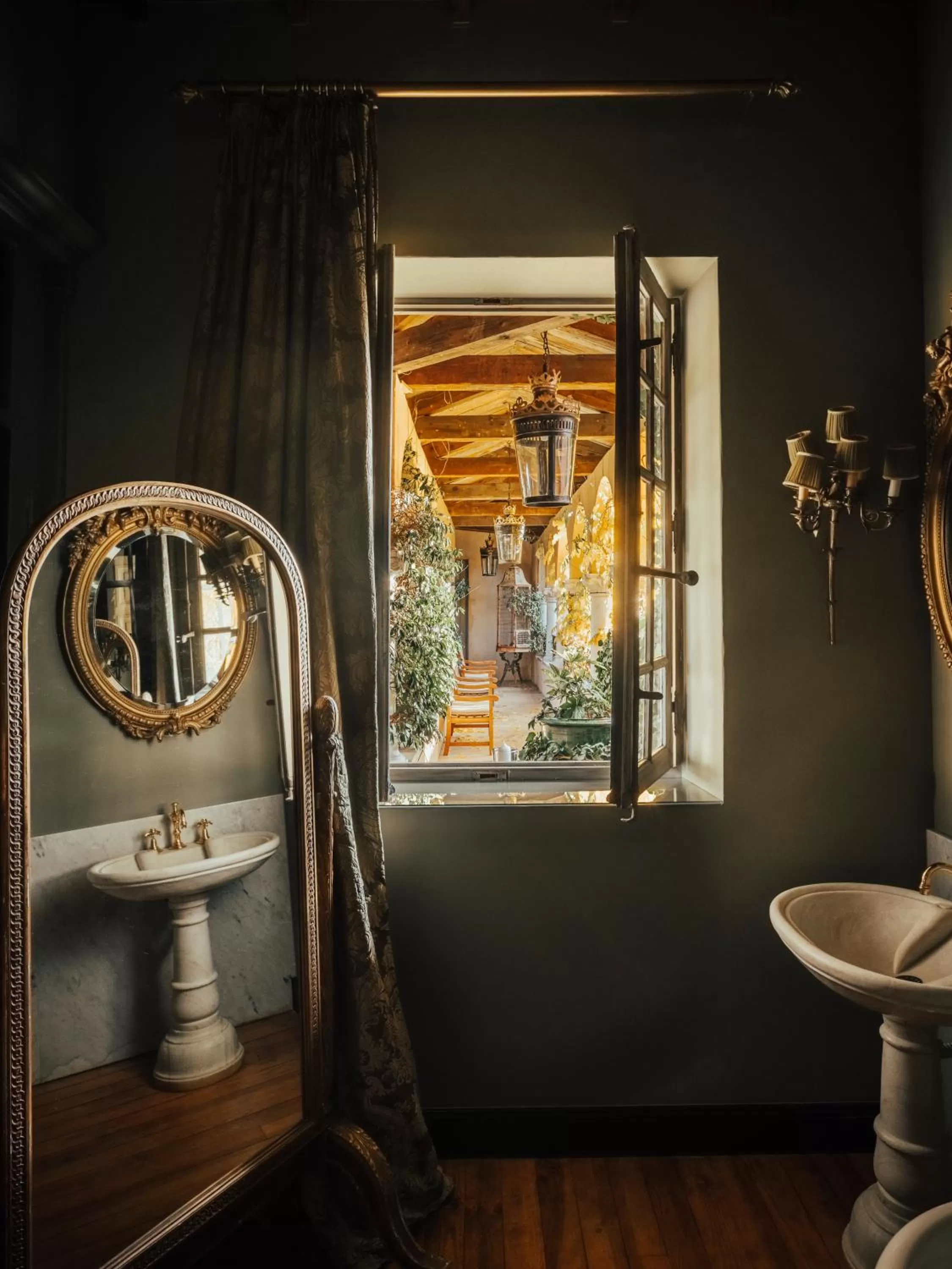 Bathroom in Jardins Secrets