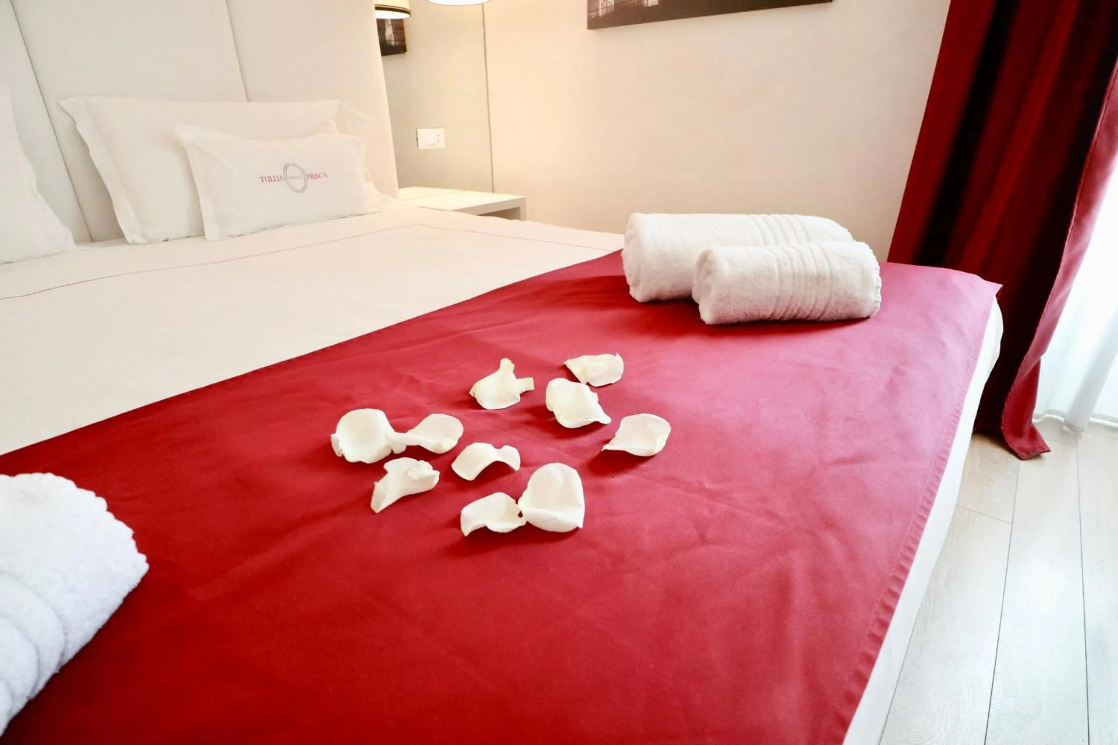 Decorative detail, Bed in Tullia&Prisca Relais