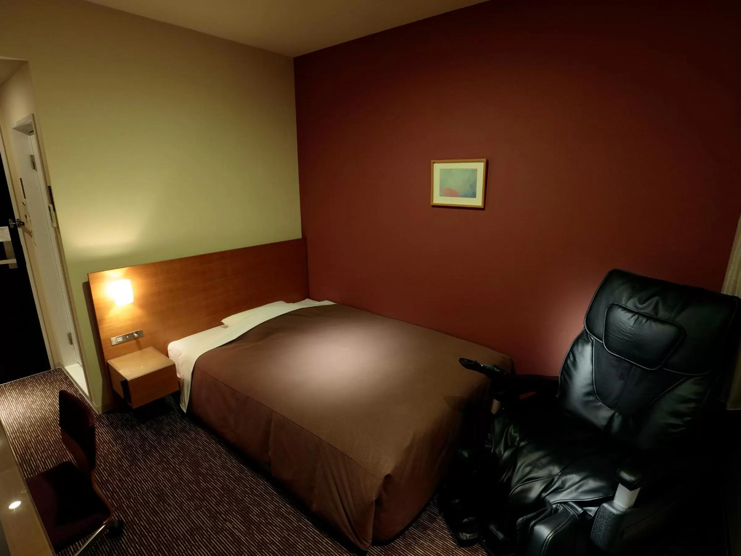 Photo of the whole room, Bed in Candeo Hotels Kameyama