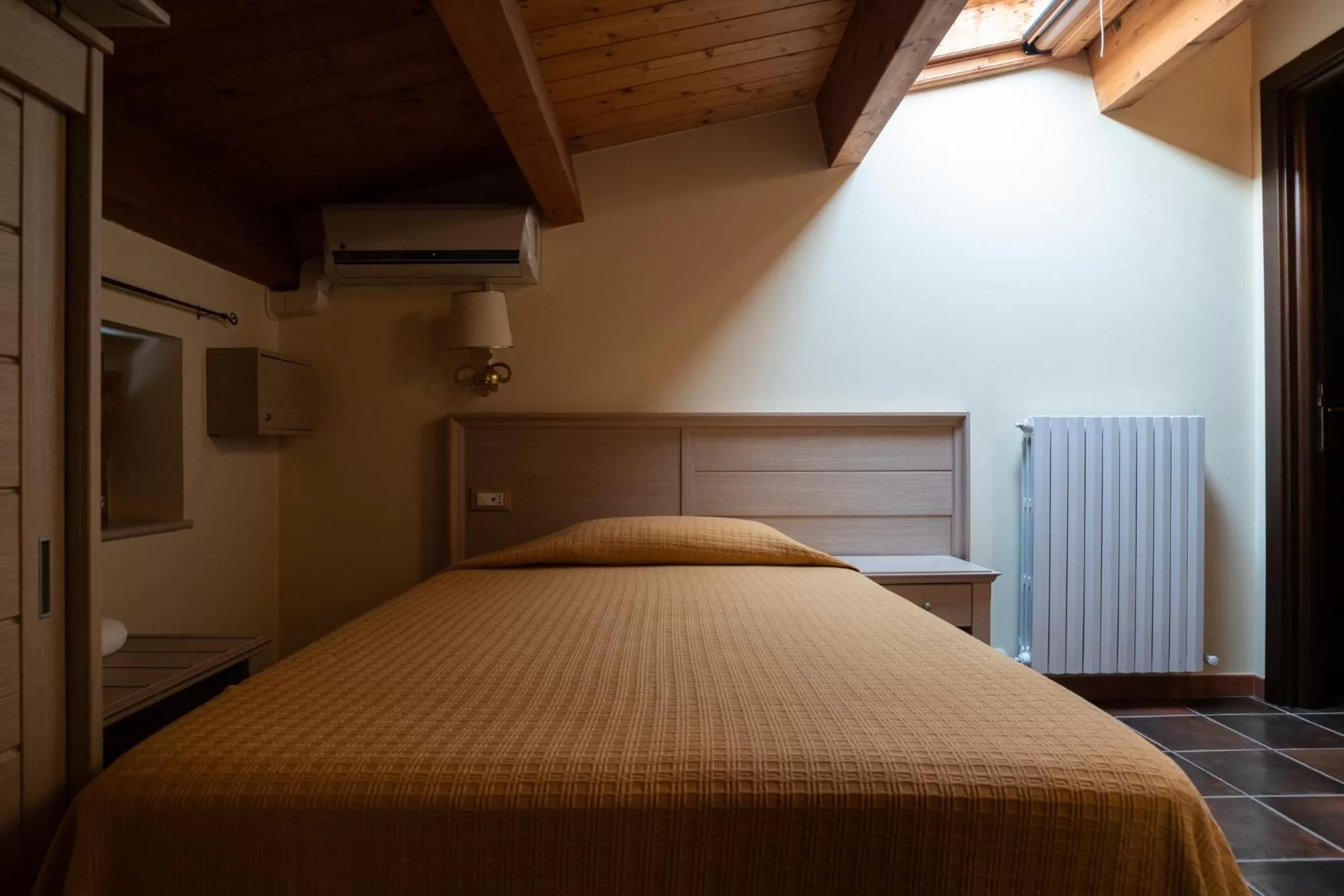 Bed in Hotel Don Giovanni