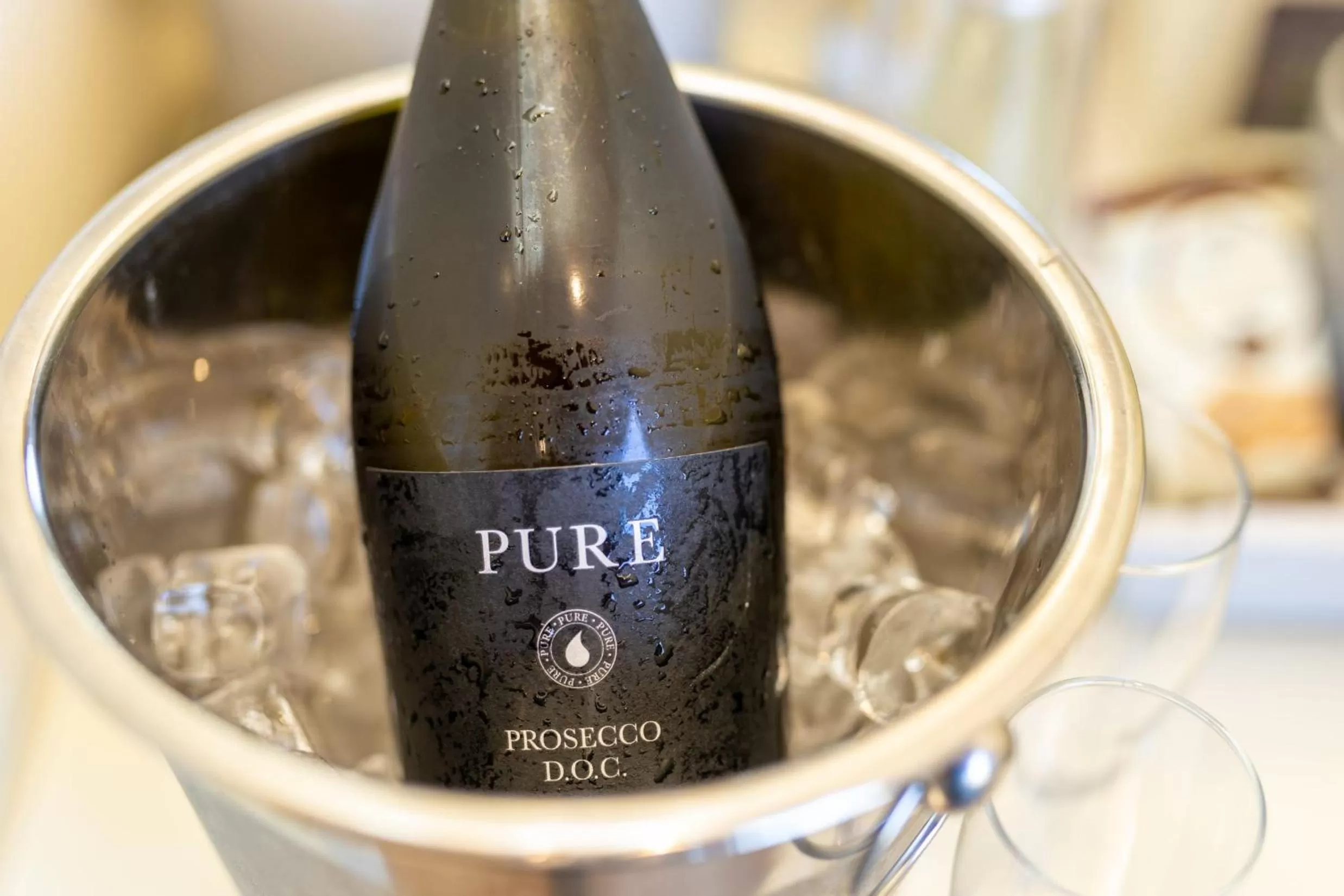 Alcoholic drinks in Damson Dene Hotel