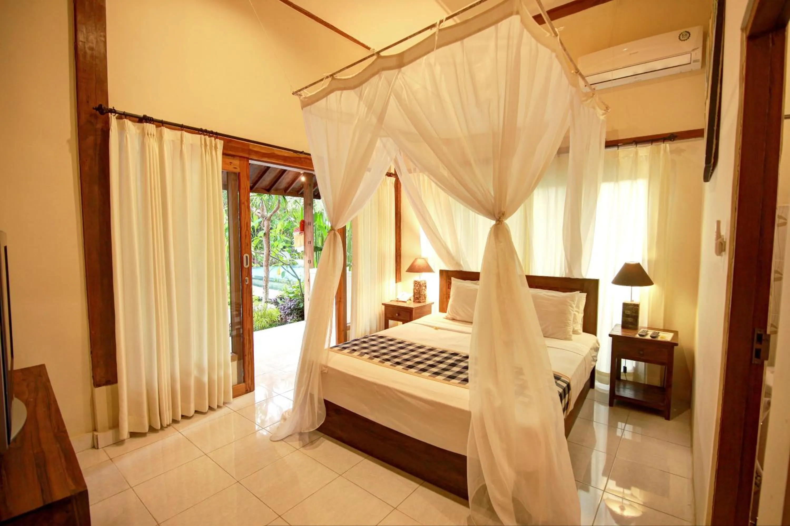 Bed in Bali Dream Resort Ubud