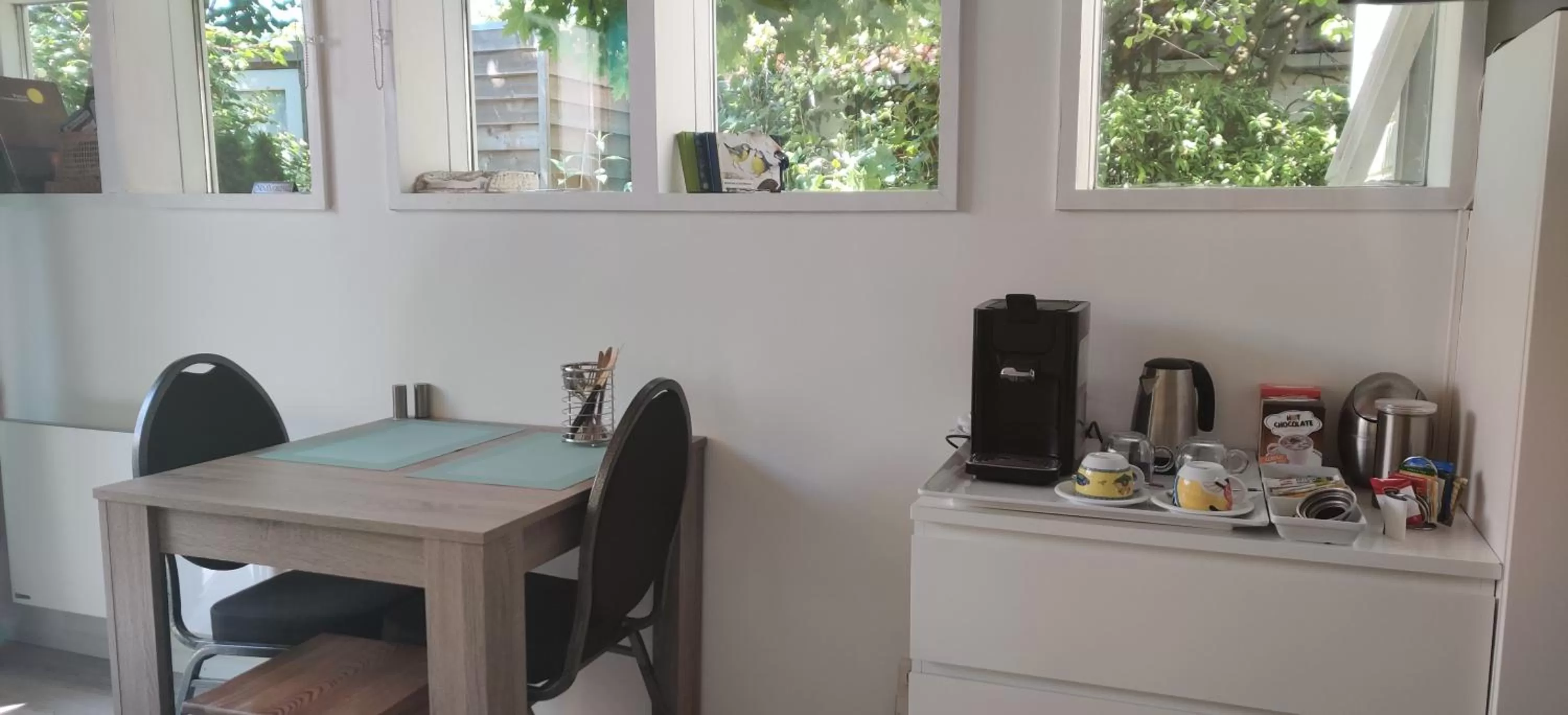 Coffee/tea facilities in Maizon Middelburg