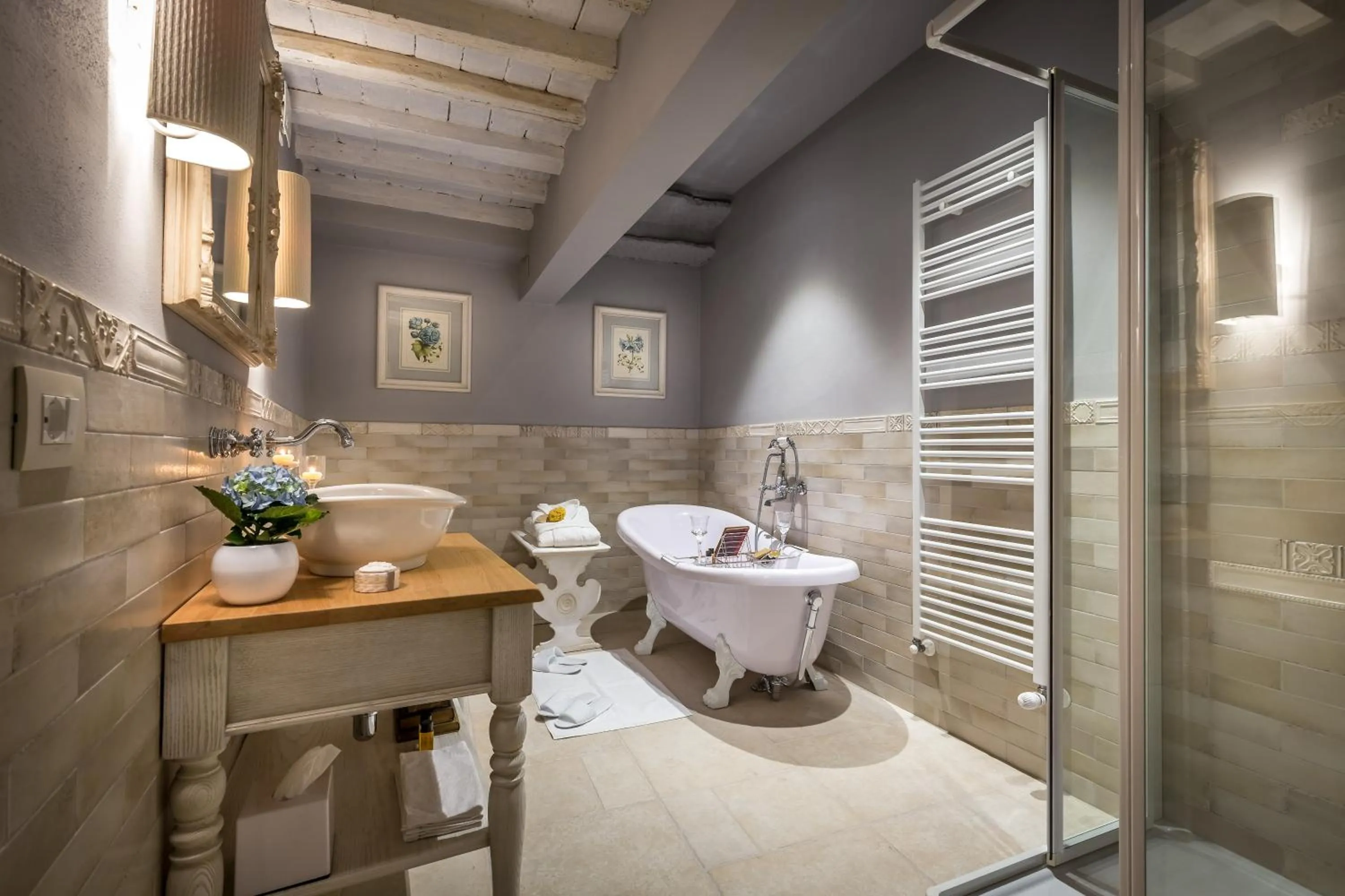 Bathroom in Palazzo Ridolfi - Residenza d'Epoca