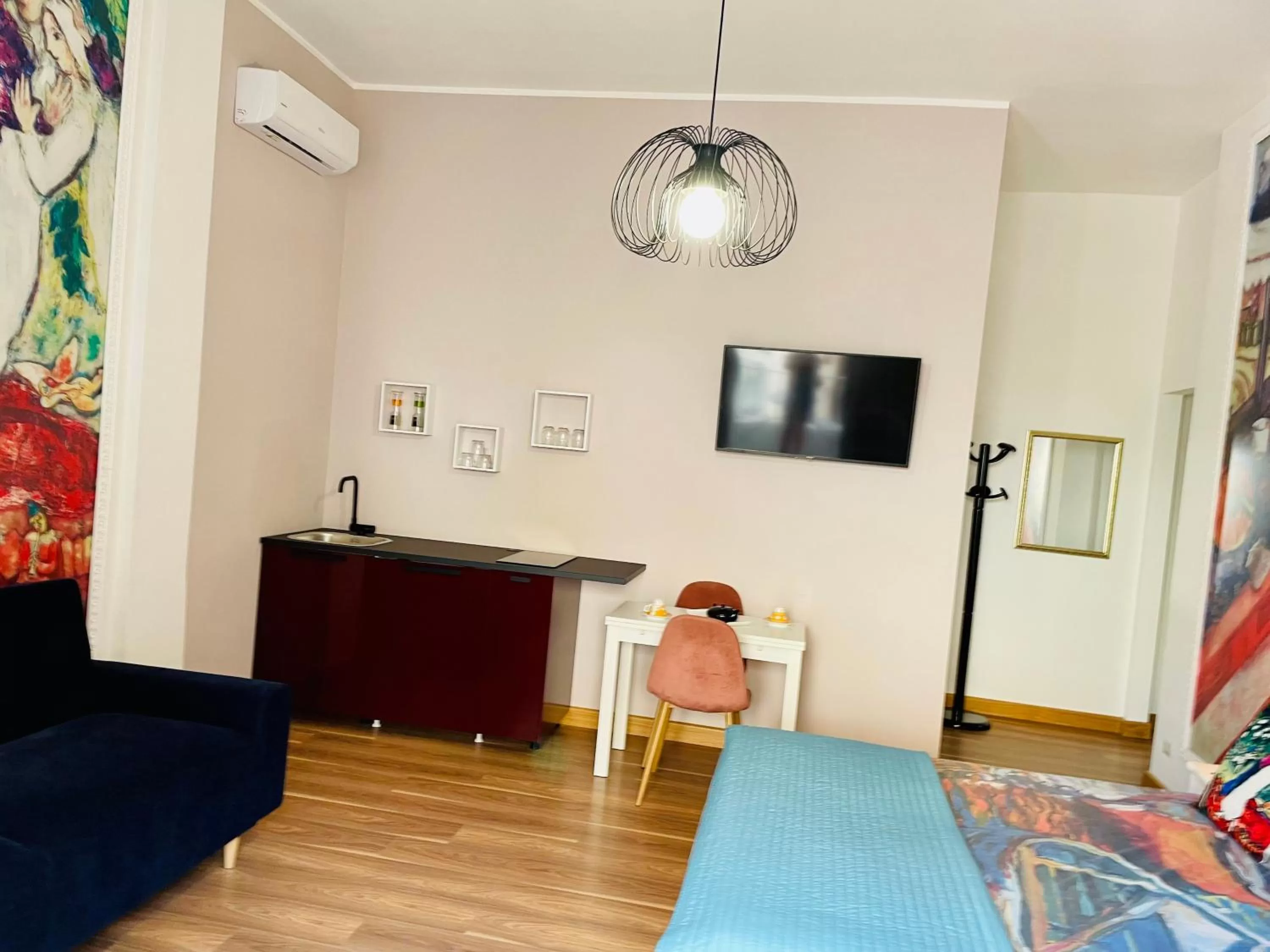 Kitchen or kitchenette, Bed in ConteMax ArtHouse