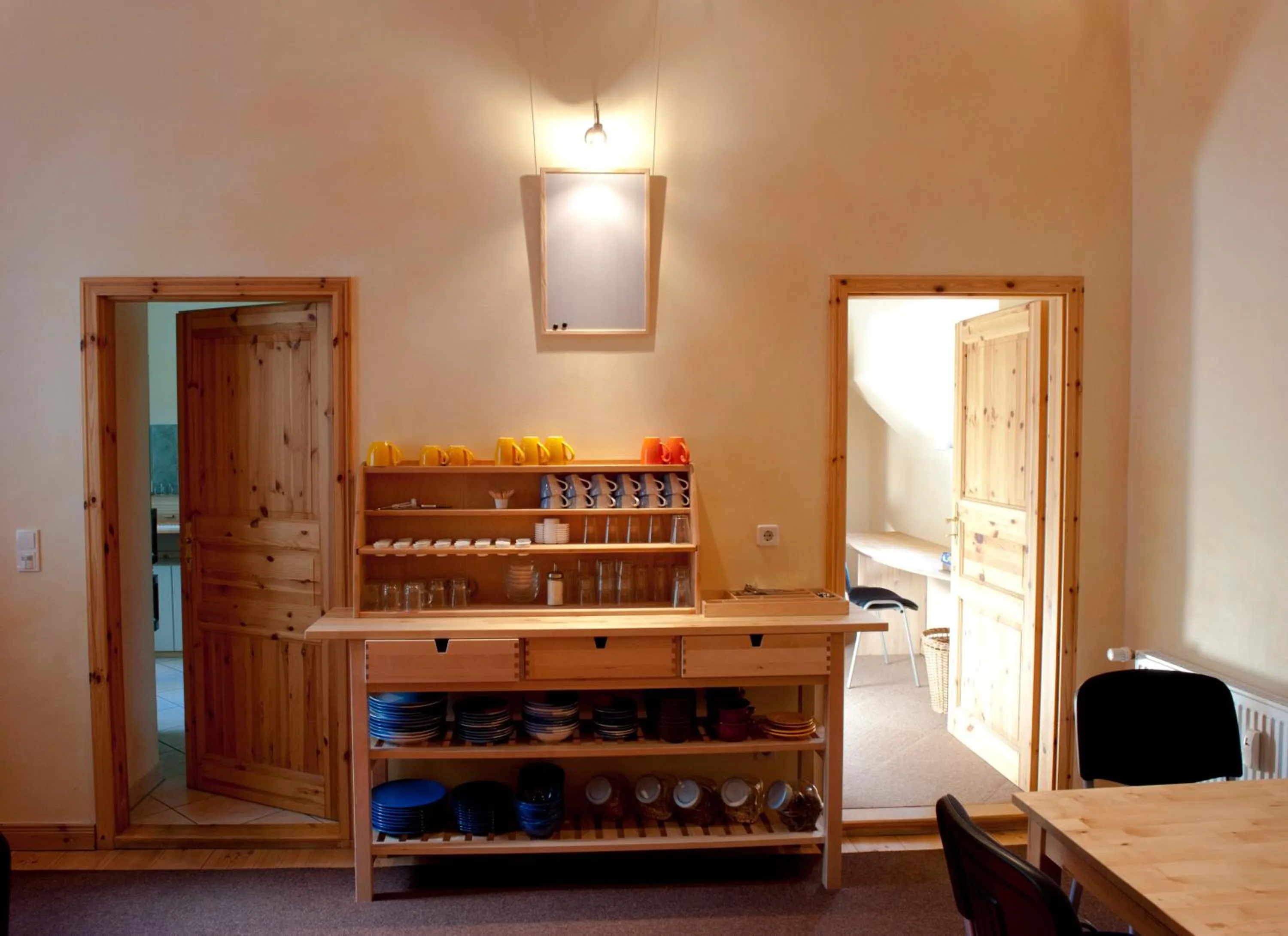 Family Room with Shared Bathroom in Excellent Apartments Kreuzberg