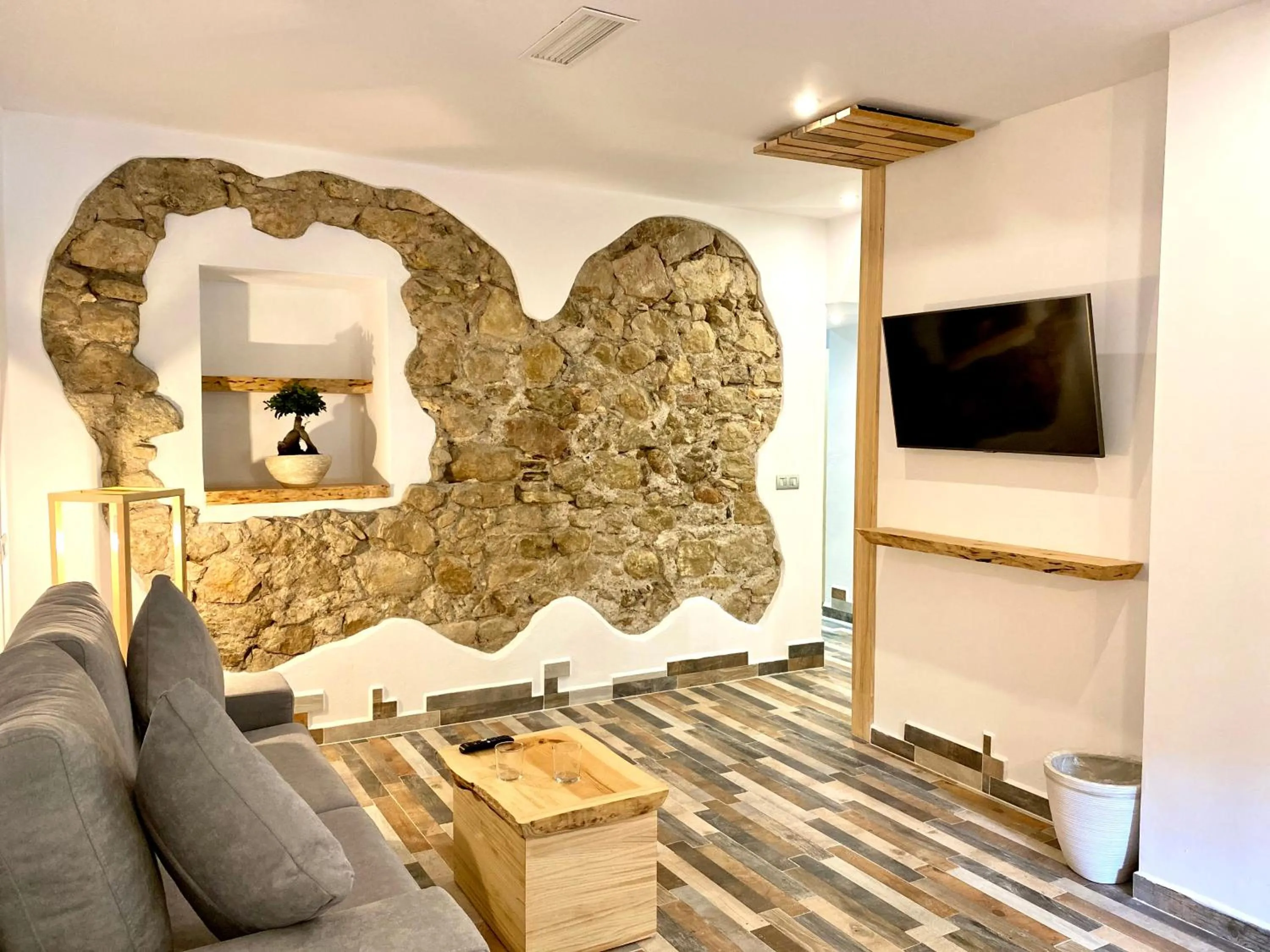 TV and multimedia in Complejo Turístico La Garganta