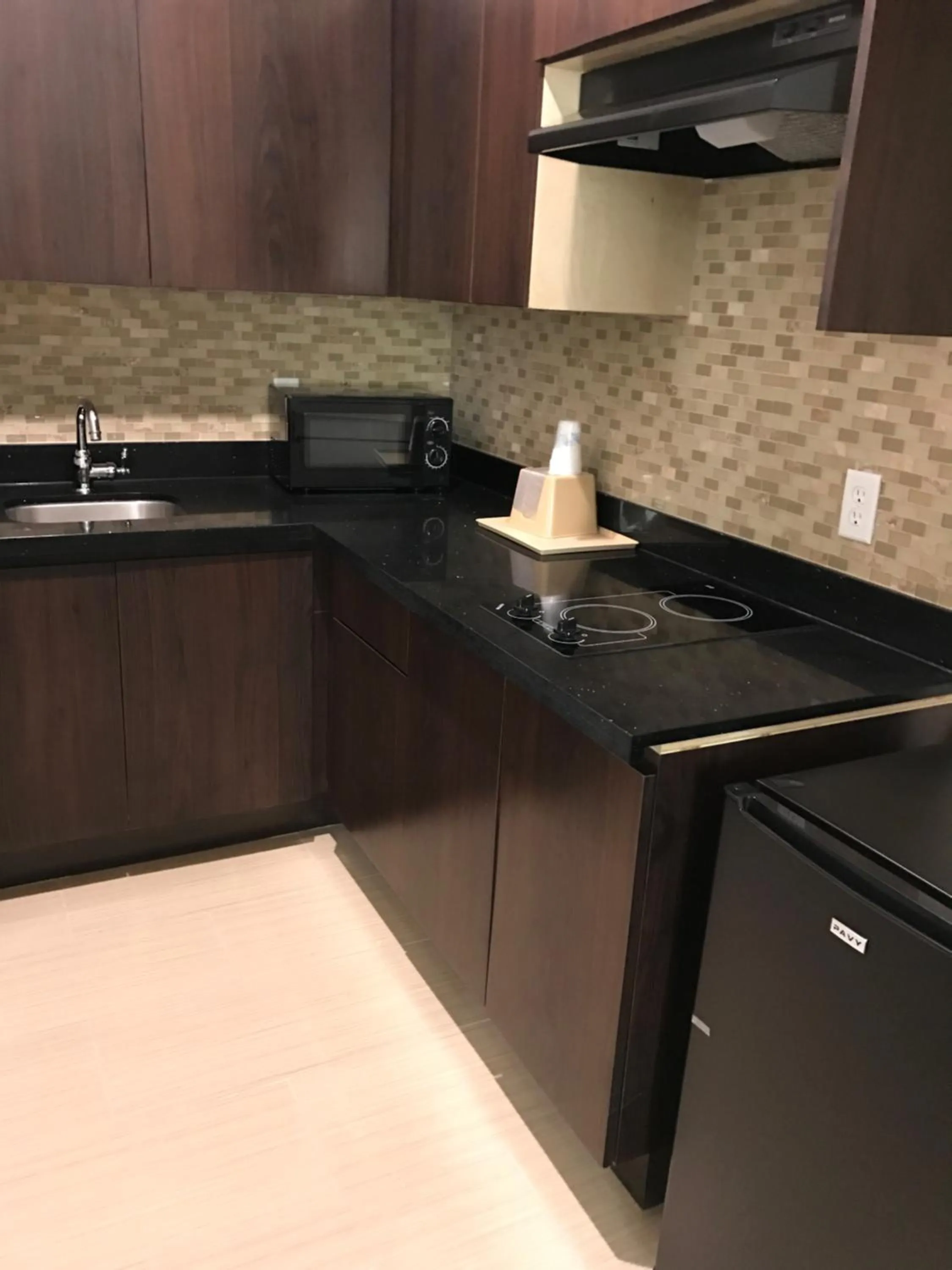 Kitchen or kitchenette in Americas Best Value Inn & Suites Spring / N. Houston