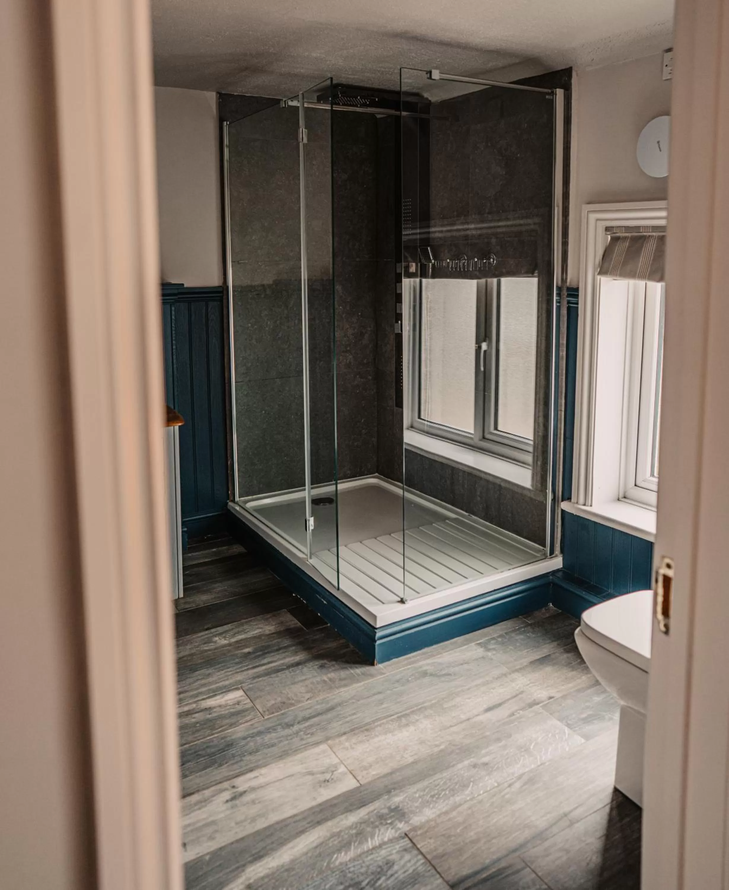 Bathroom in The Ship Inn