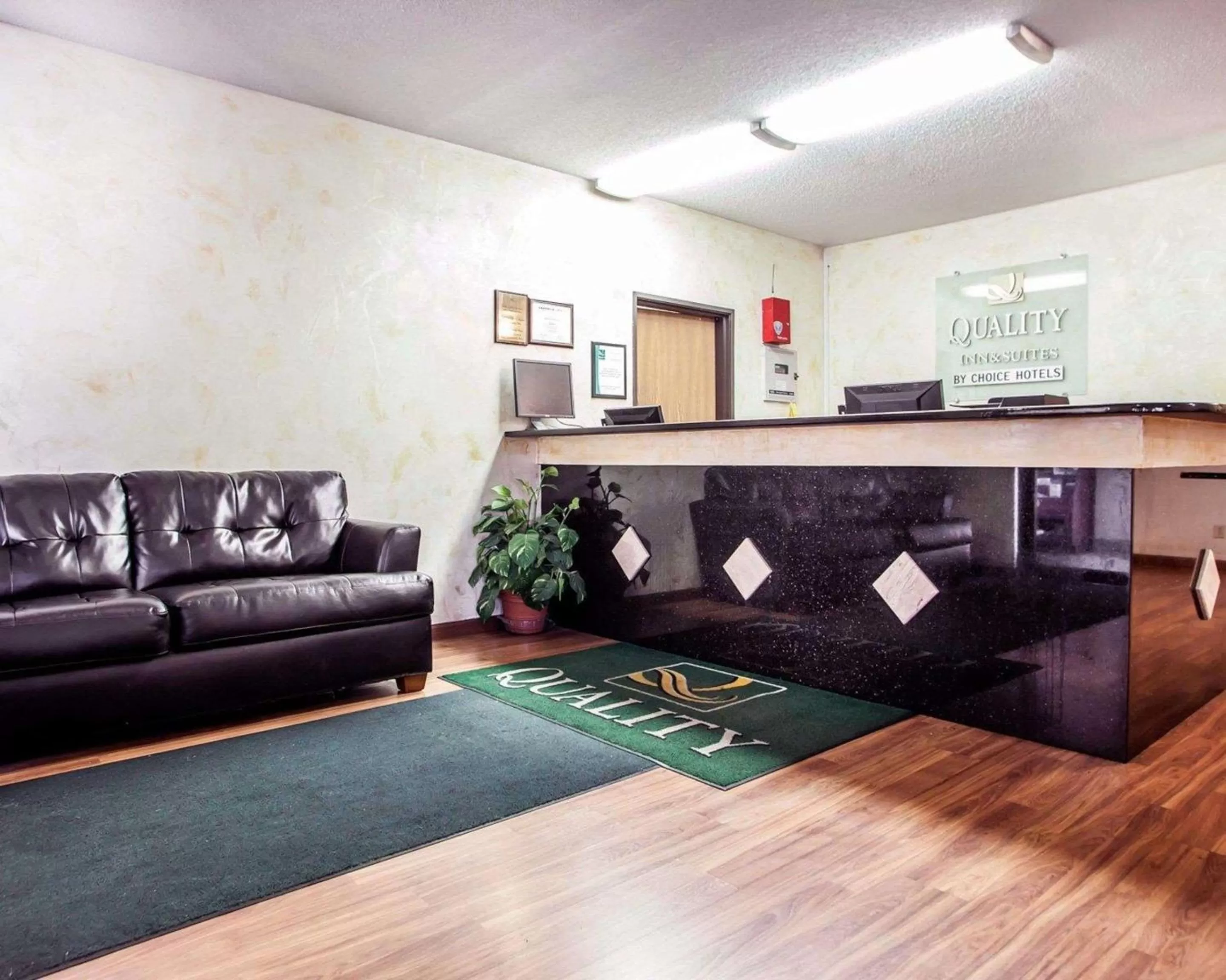 Lobby or reception in Quality Inn & Suites Champaign North - Urbana