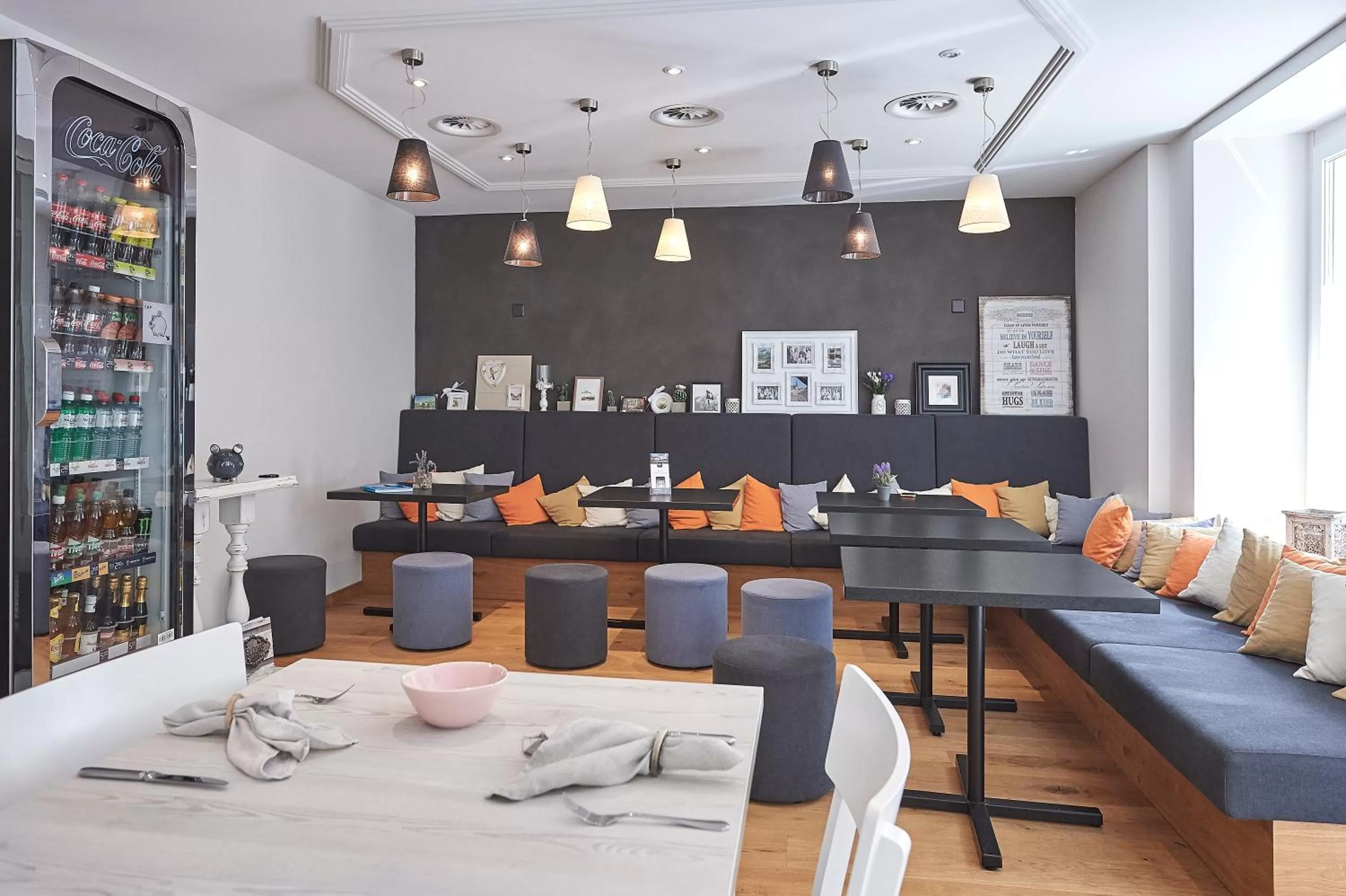 Lounge or bar in Hotel Central Luzern