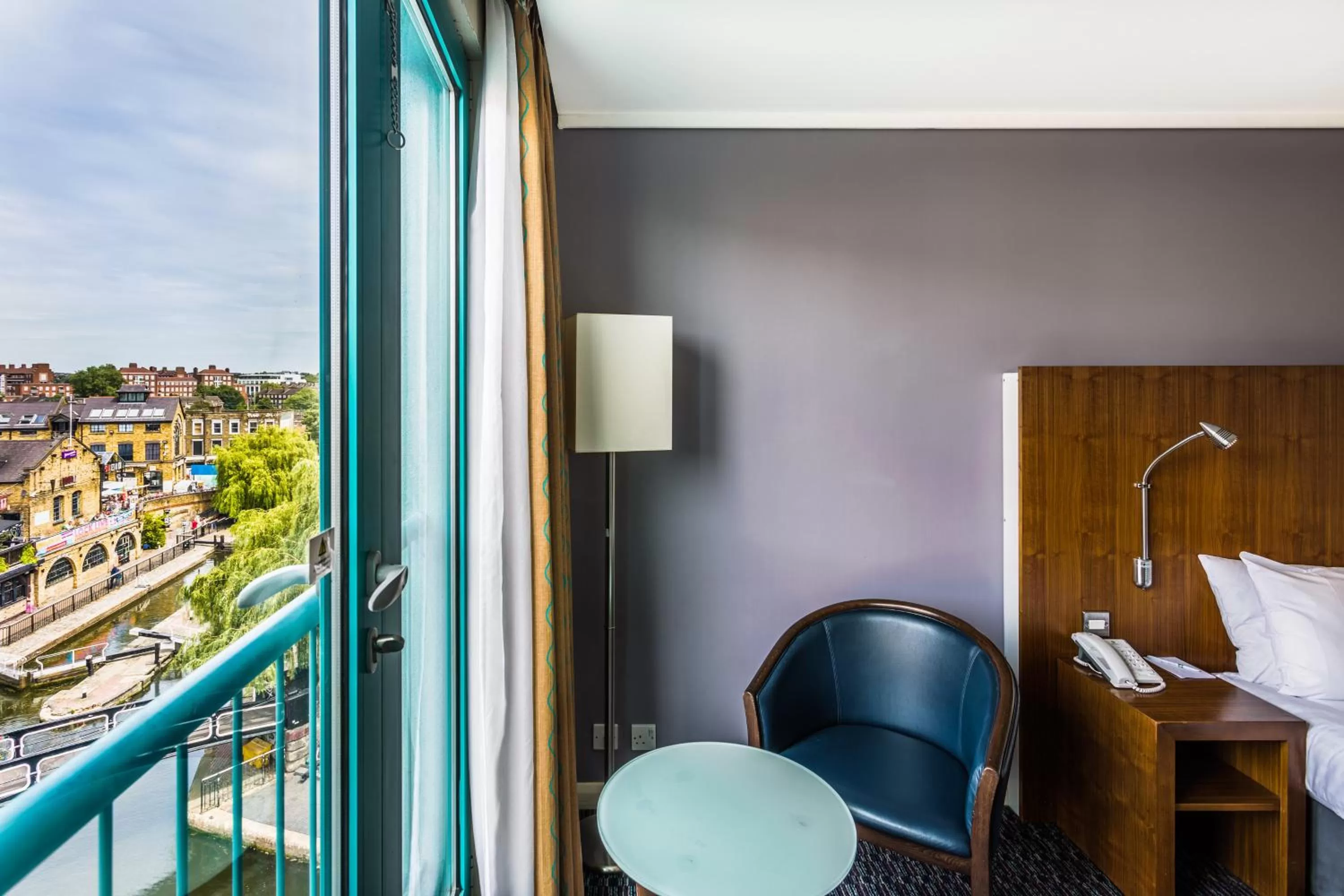 Photo of the whole room in Holiday Inn London Camden Lock by IHG