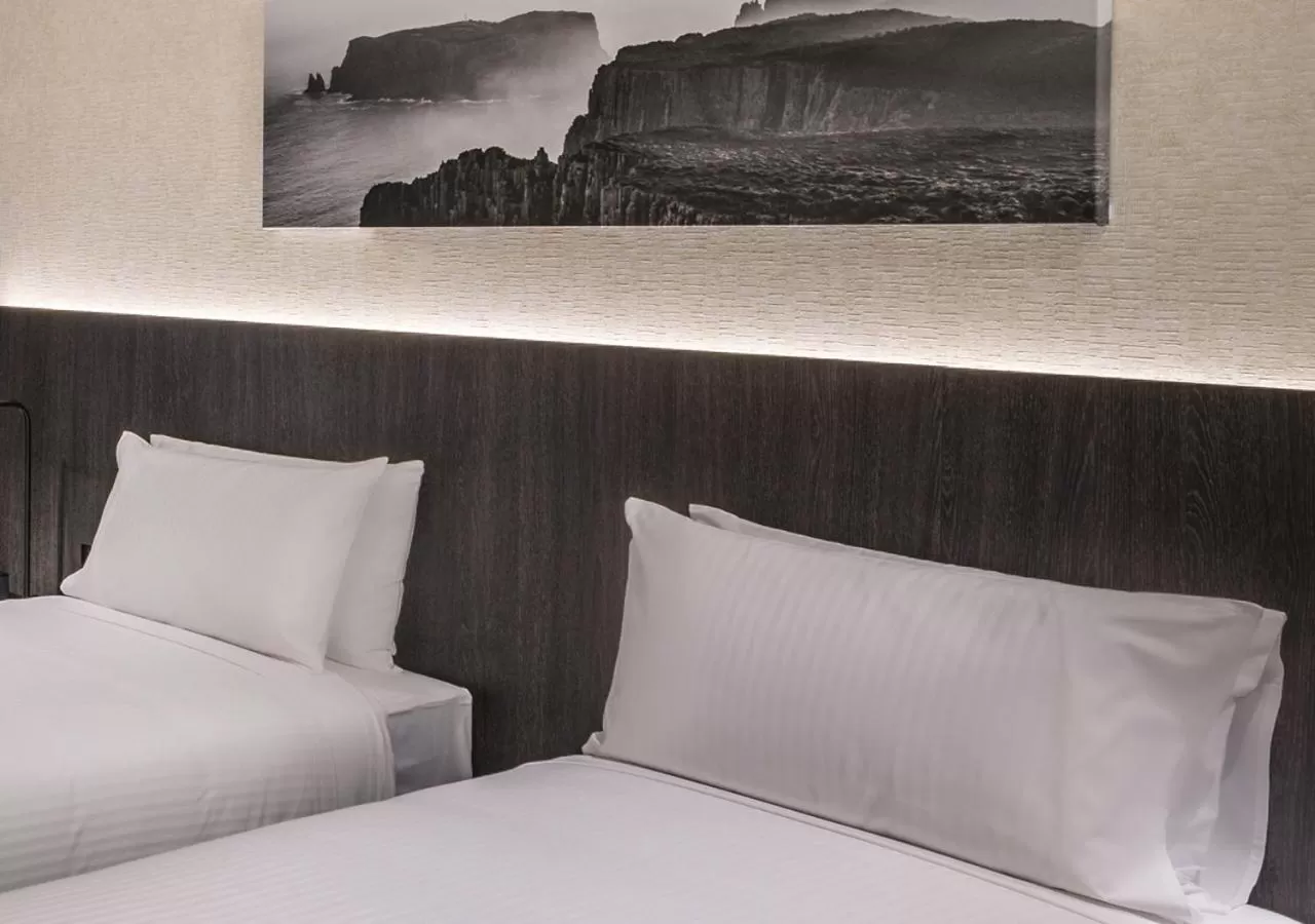 Bed in Mövenpick Hotel Hobart