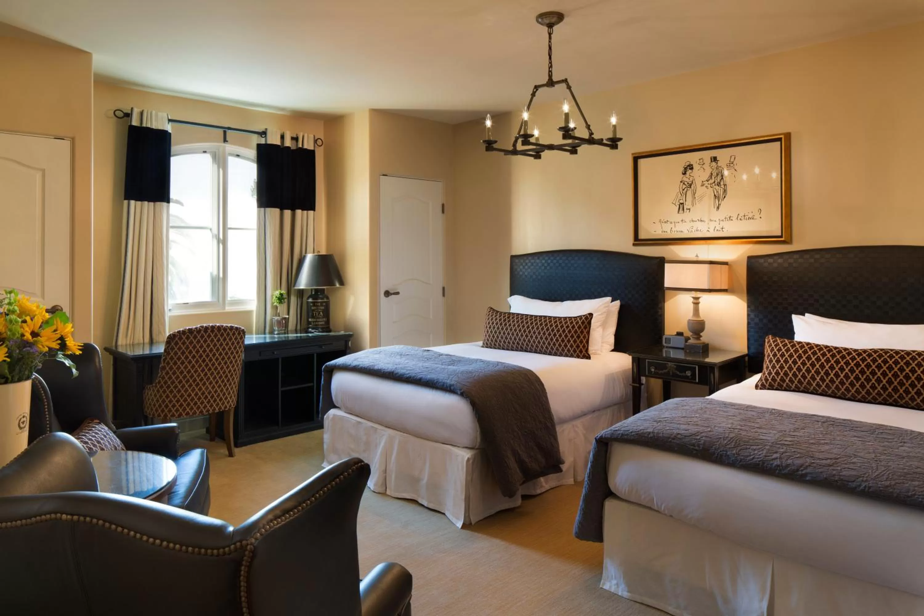 Property building, Bed in Enchante Boutique Hotel