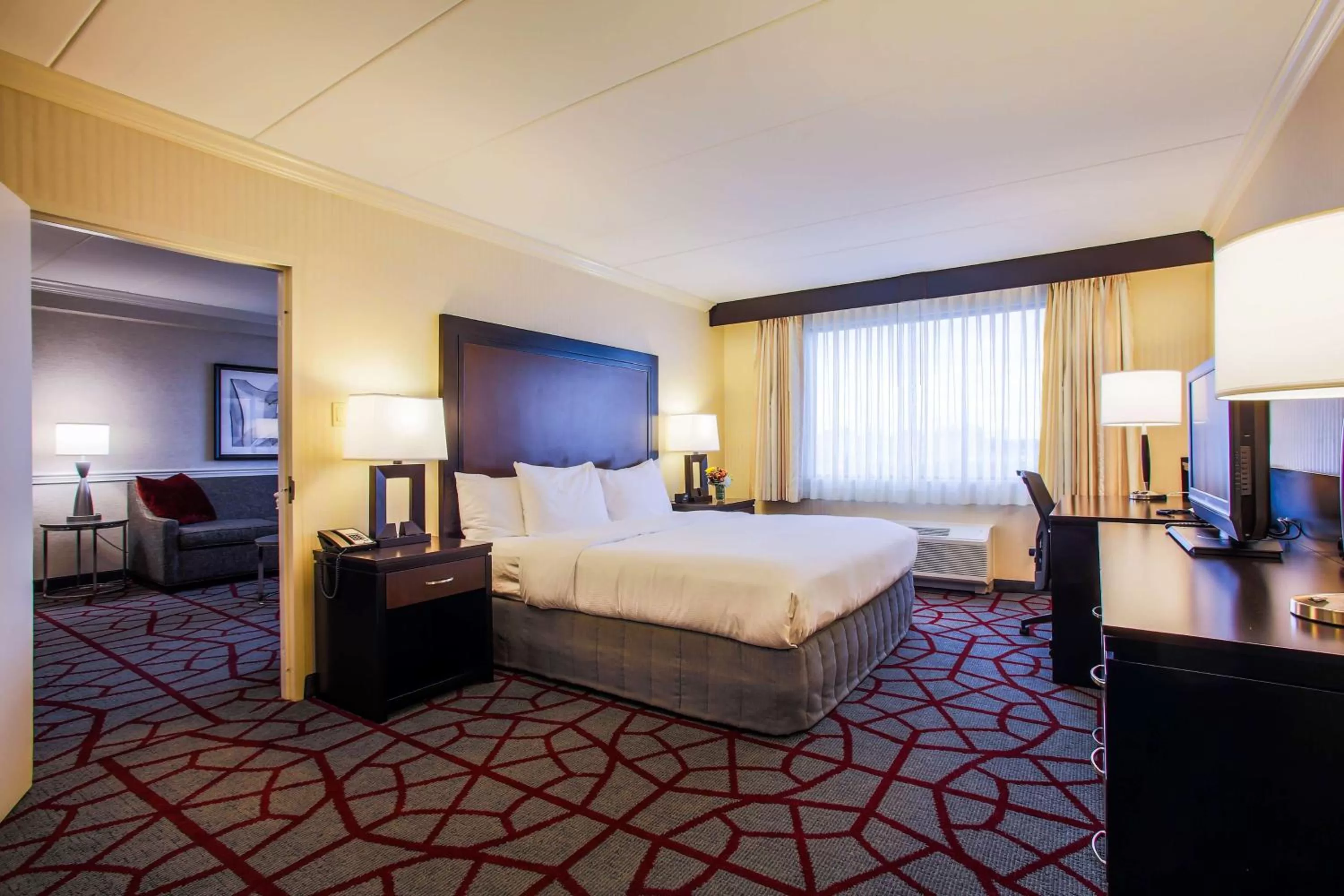 Two-Room Suite in DoubleTree by Hilton Chicago/Alsip