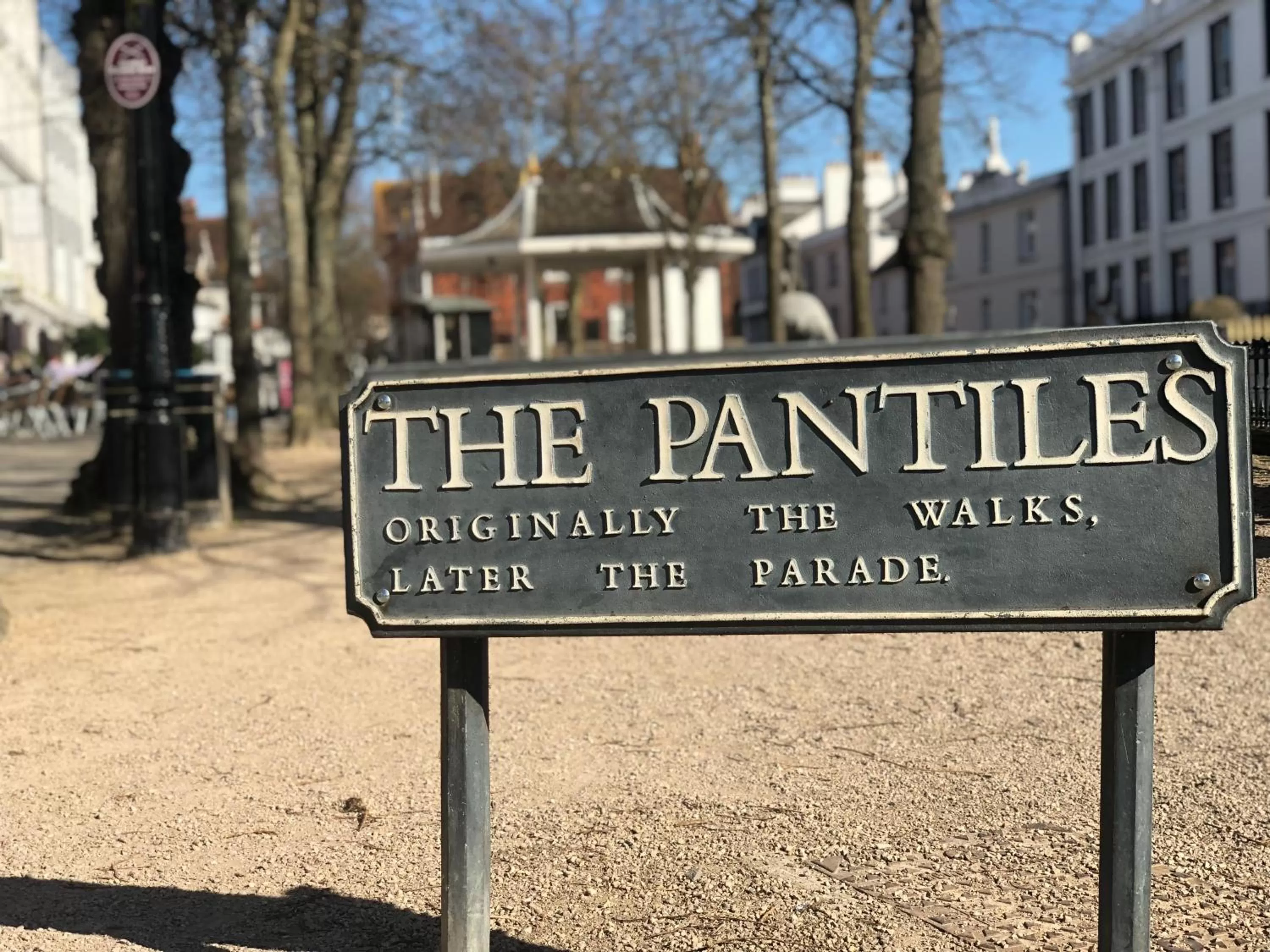 Neighbourhood in One Warwick Park Hotel