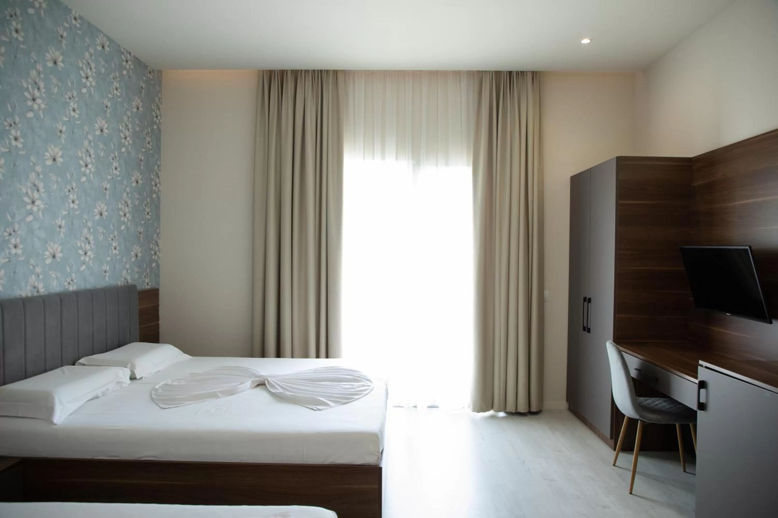 Photo of the whole room, Bed in Hotel Dyrrah