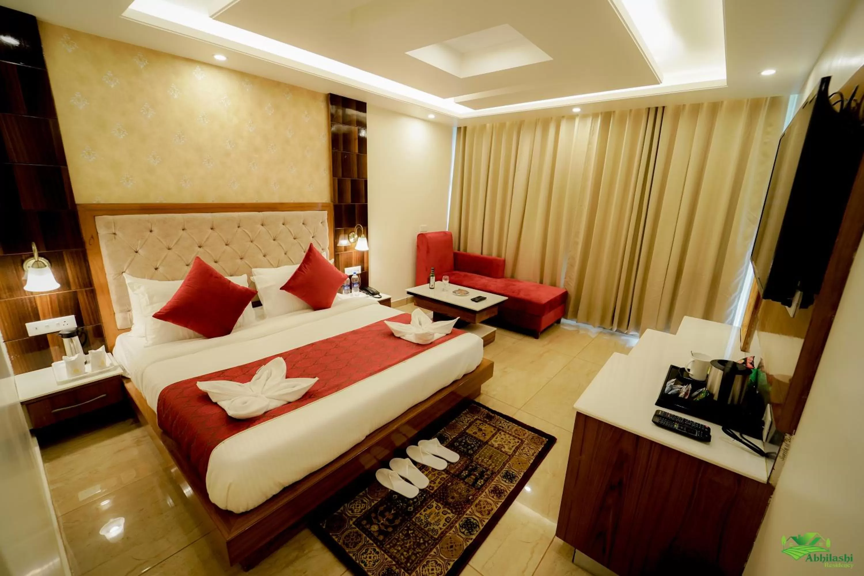 Bedroom, Bed in Abhilashi Residency & Spa - Centrally Heated & Air Cooled