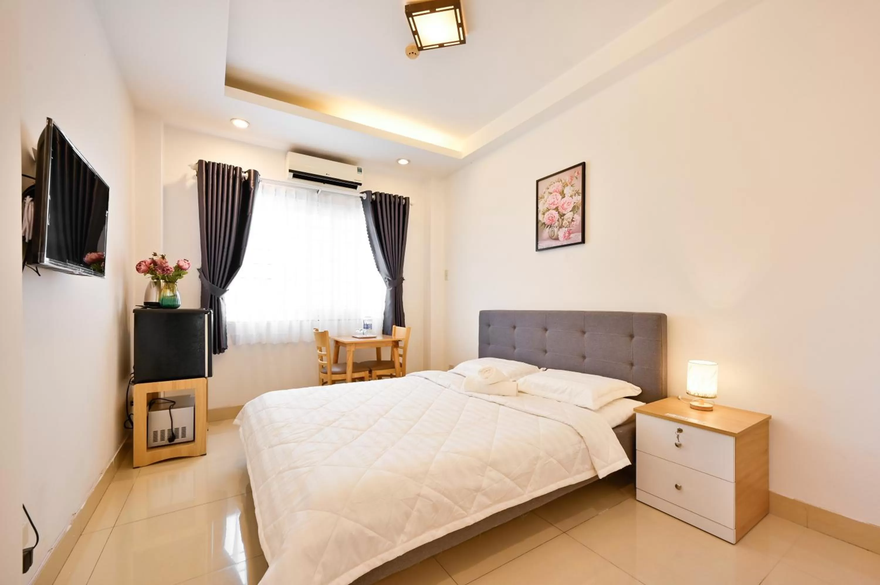 Double Room with Private Bathroom in Huyen Homestay