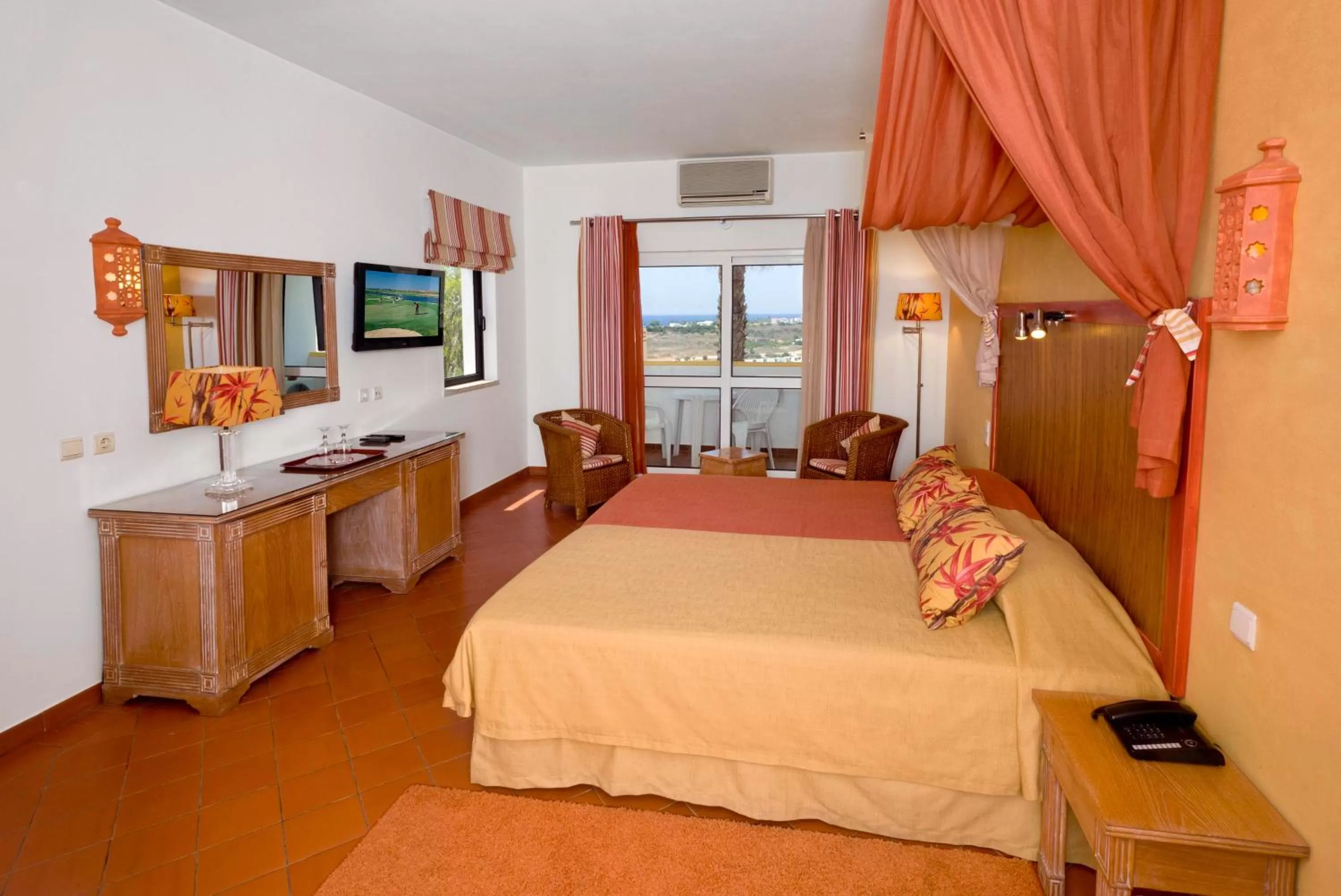 Bedroom, Bed in Cerro Da Marina Hotel - Adults Only