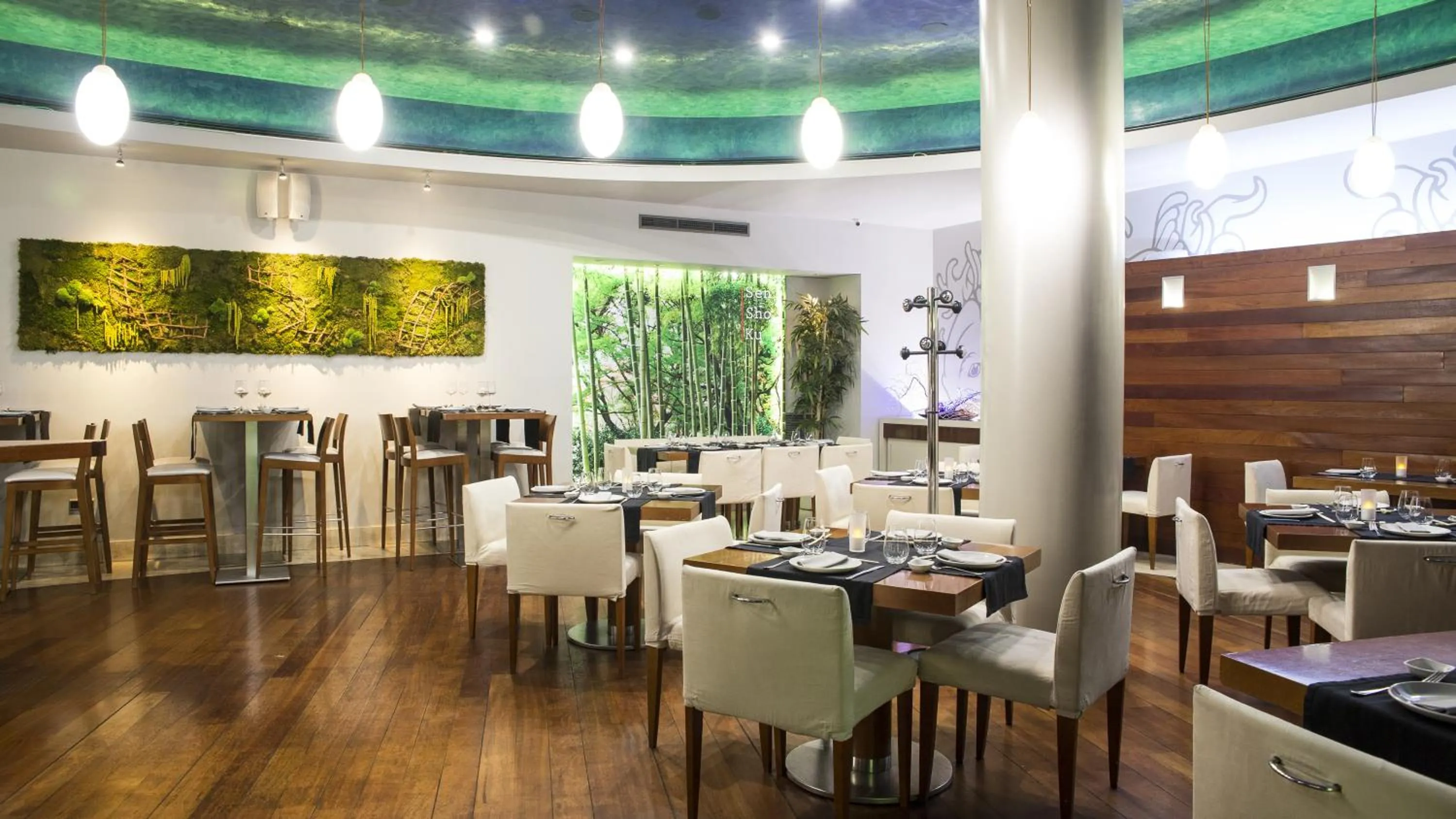 Restaurant/places to eat in Gran Hotel Albacete