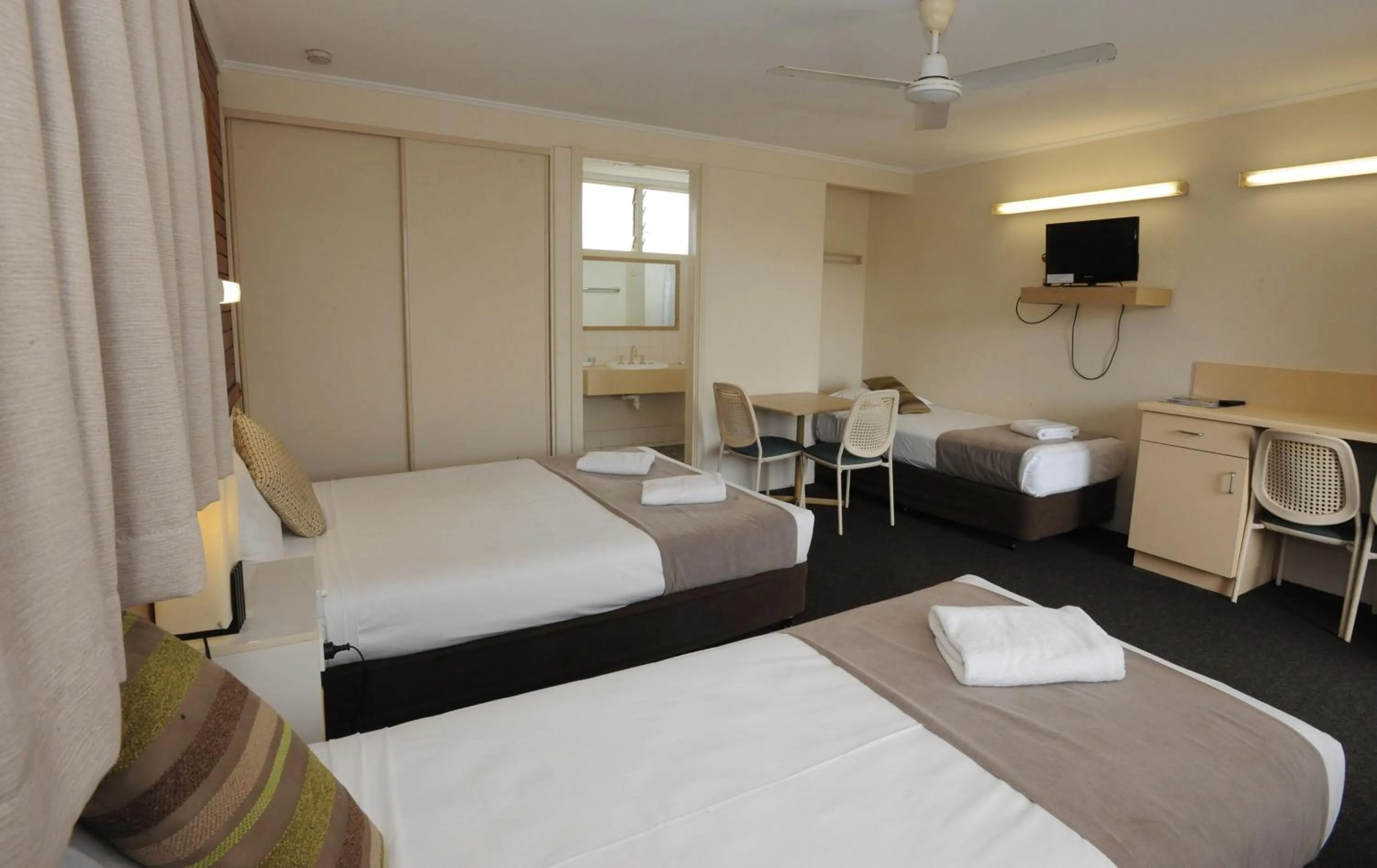 Bed in Shoredrive Motel