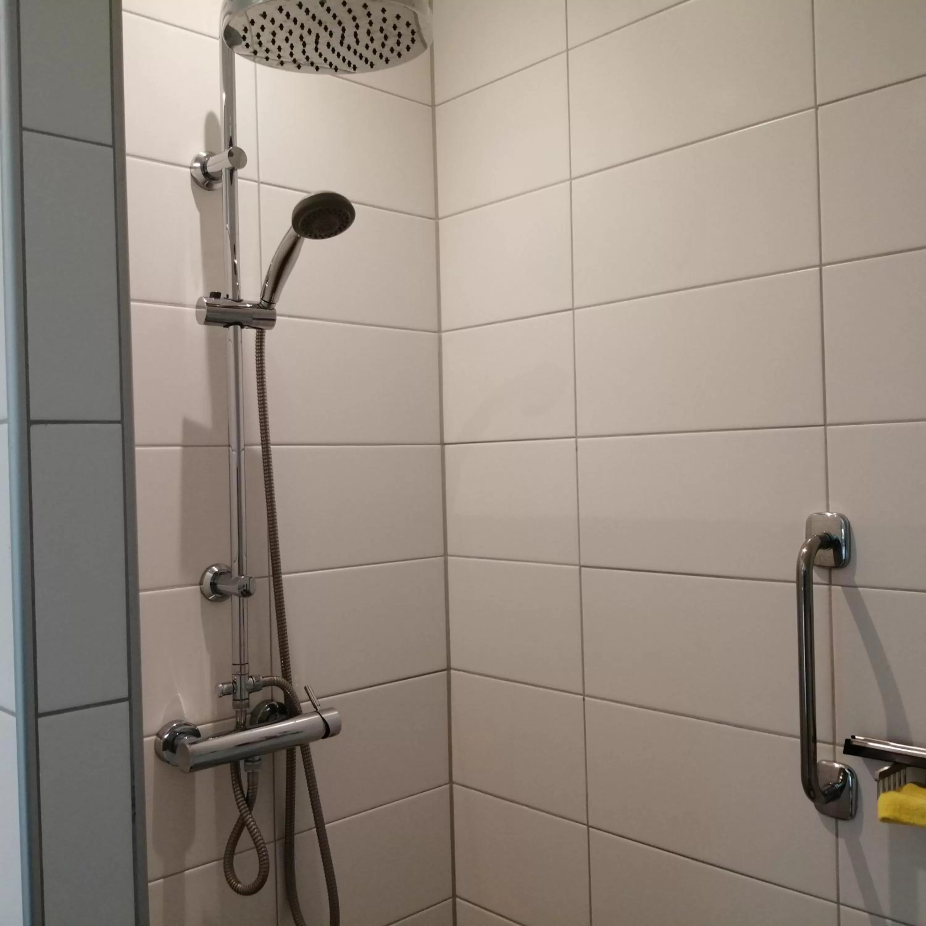 Shower in Veenemaat