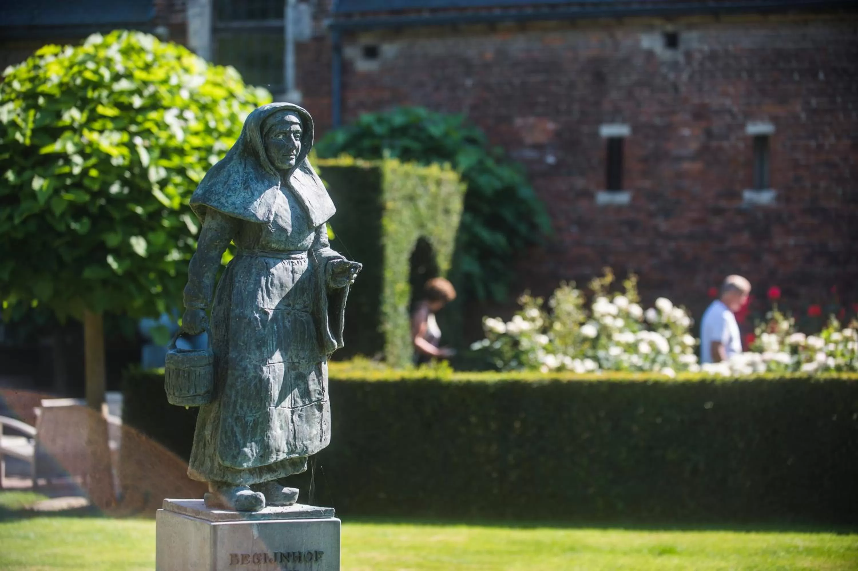 Garden view in Begijnhof Hotel