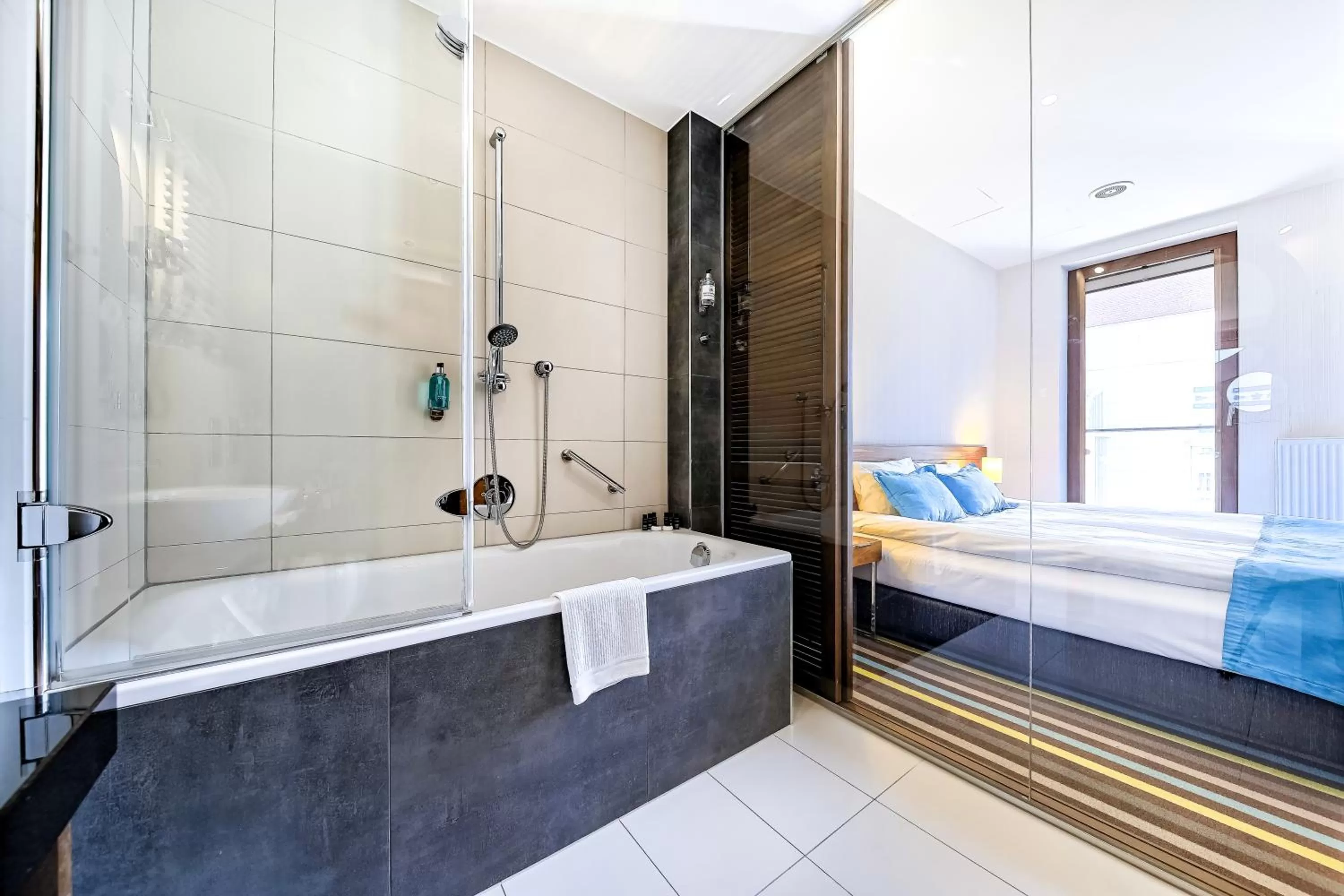 Bed in Bayjonn Boutique Hotel